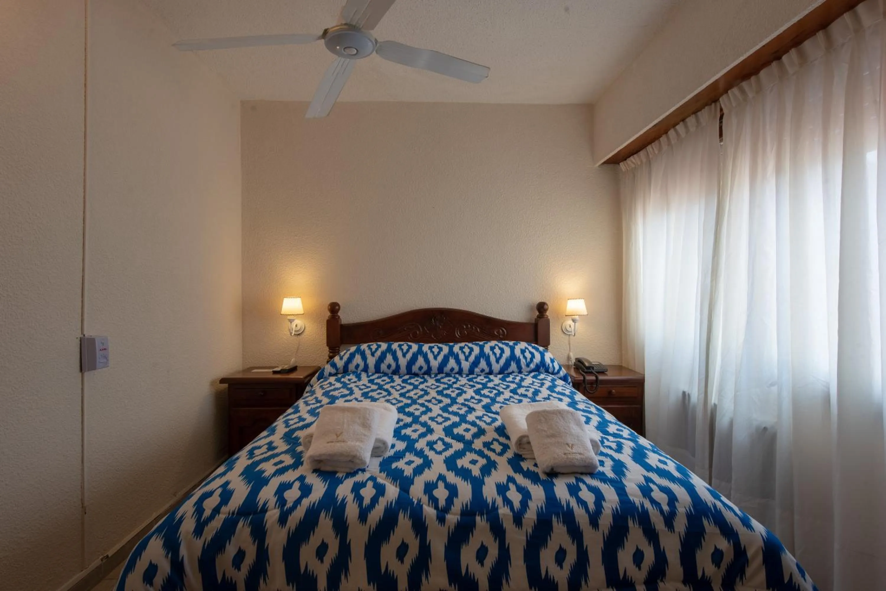 Bed in Hotel Victoria