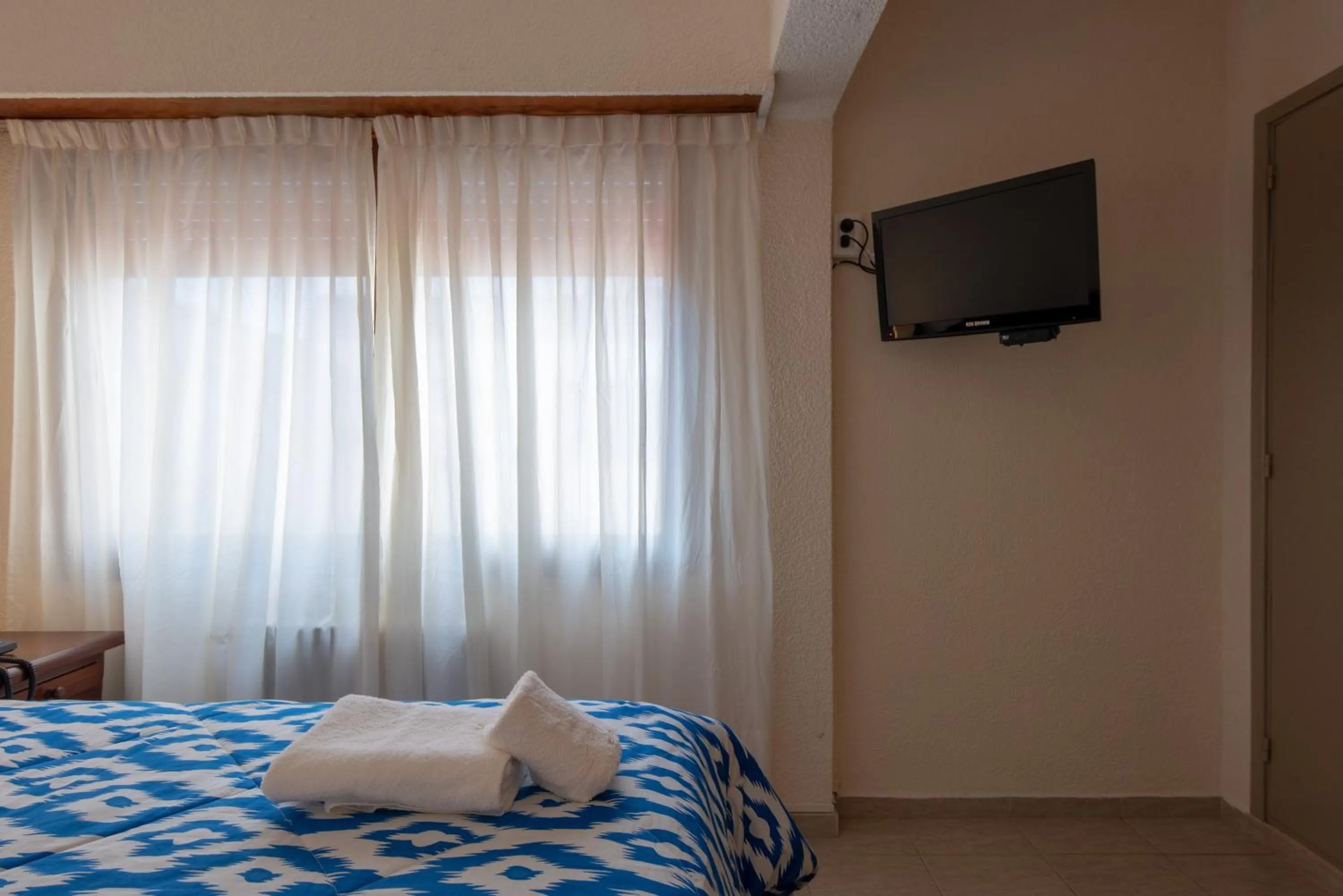 Bed in Hotel Victoria