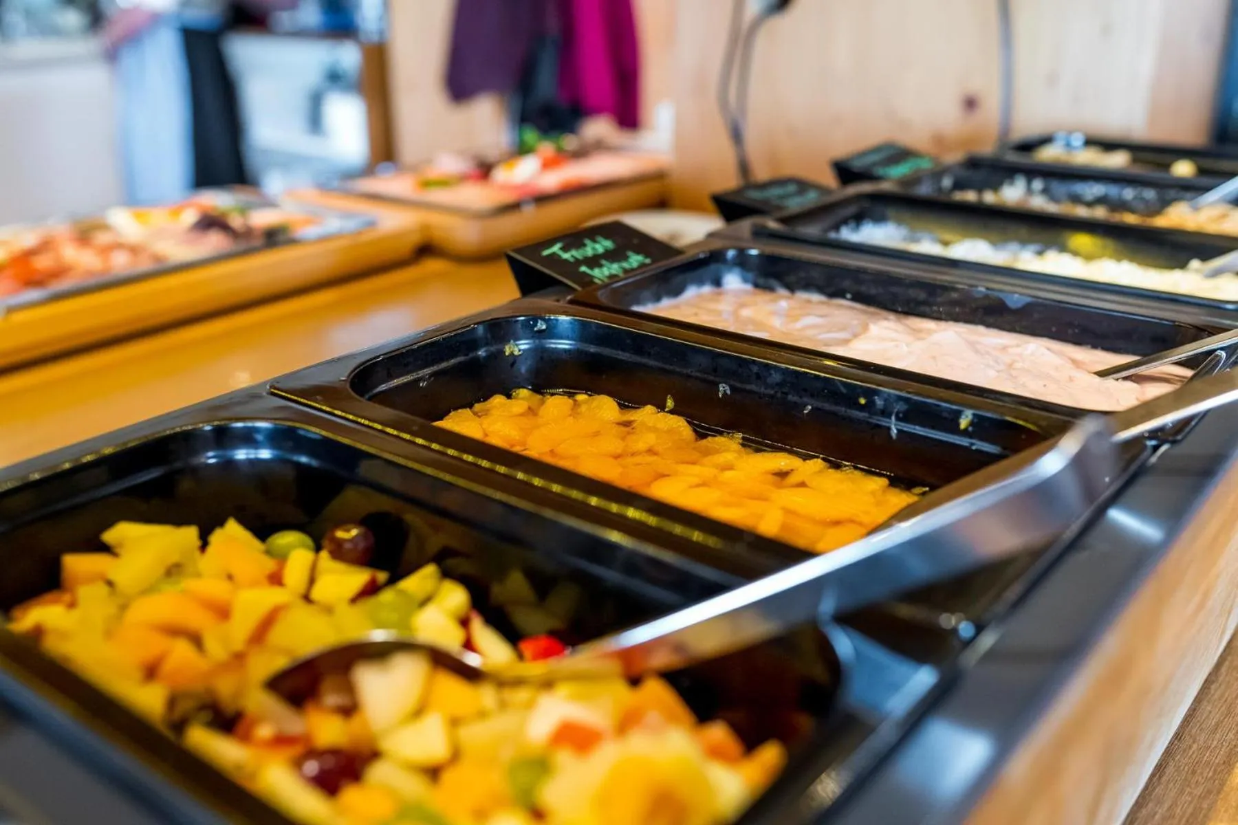 Buffet breakfast in Panoramahotel Grobauer