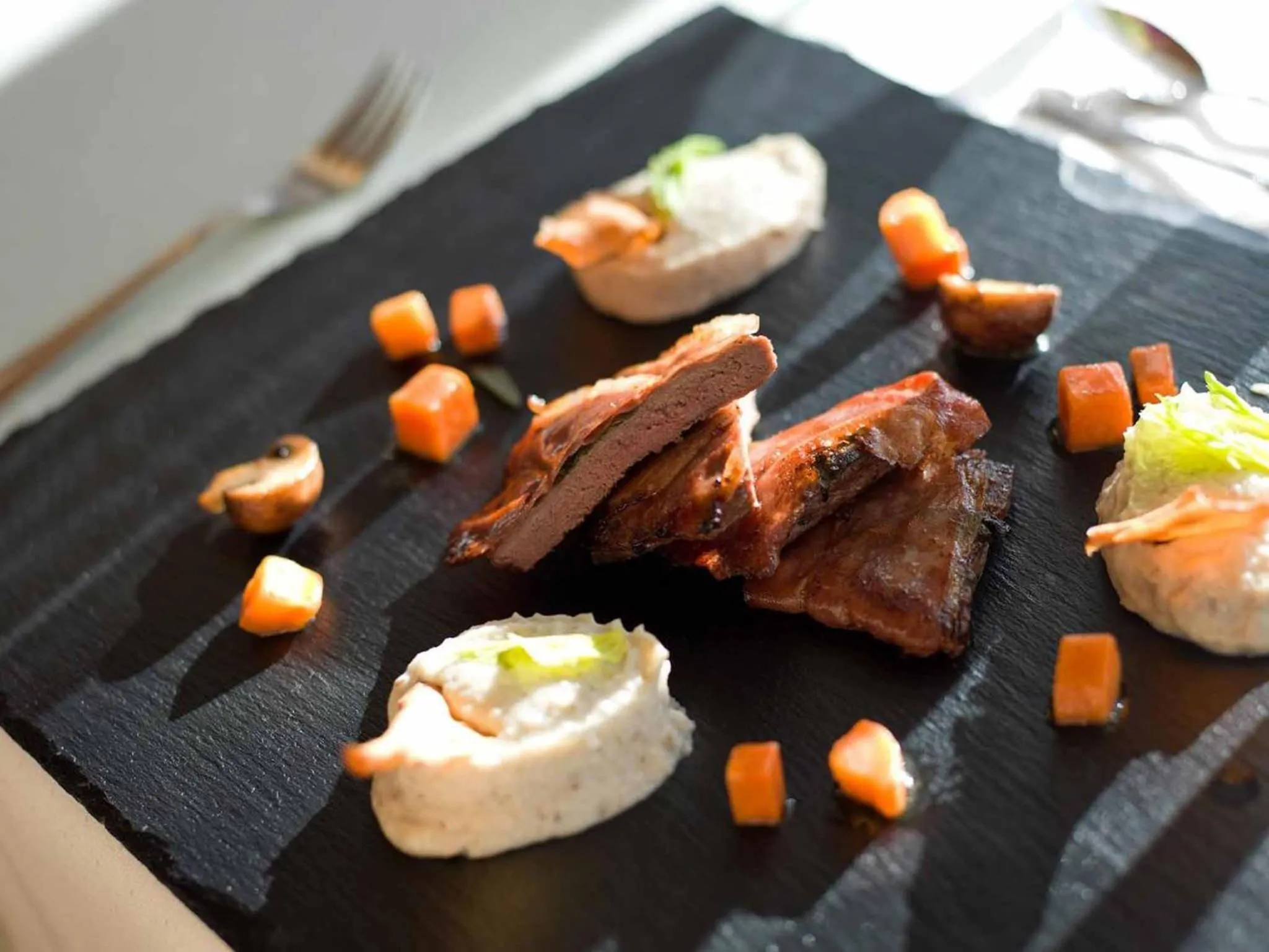 Restaurant/places to eat in Panoramahotel Grobauer