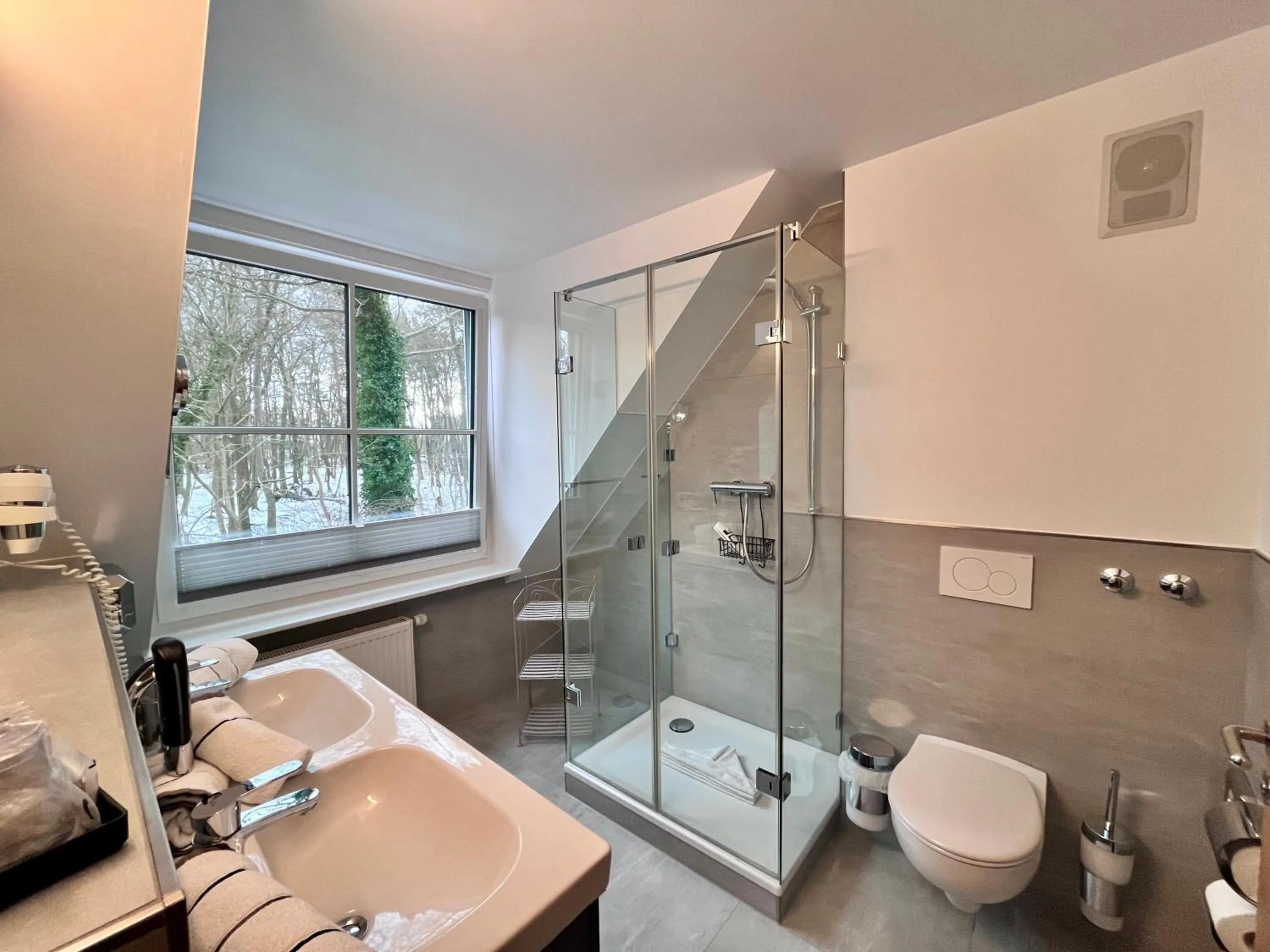 Bathroom in Hotel Wilhelmshöhe