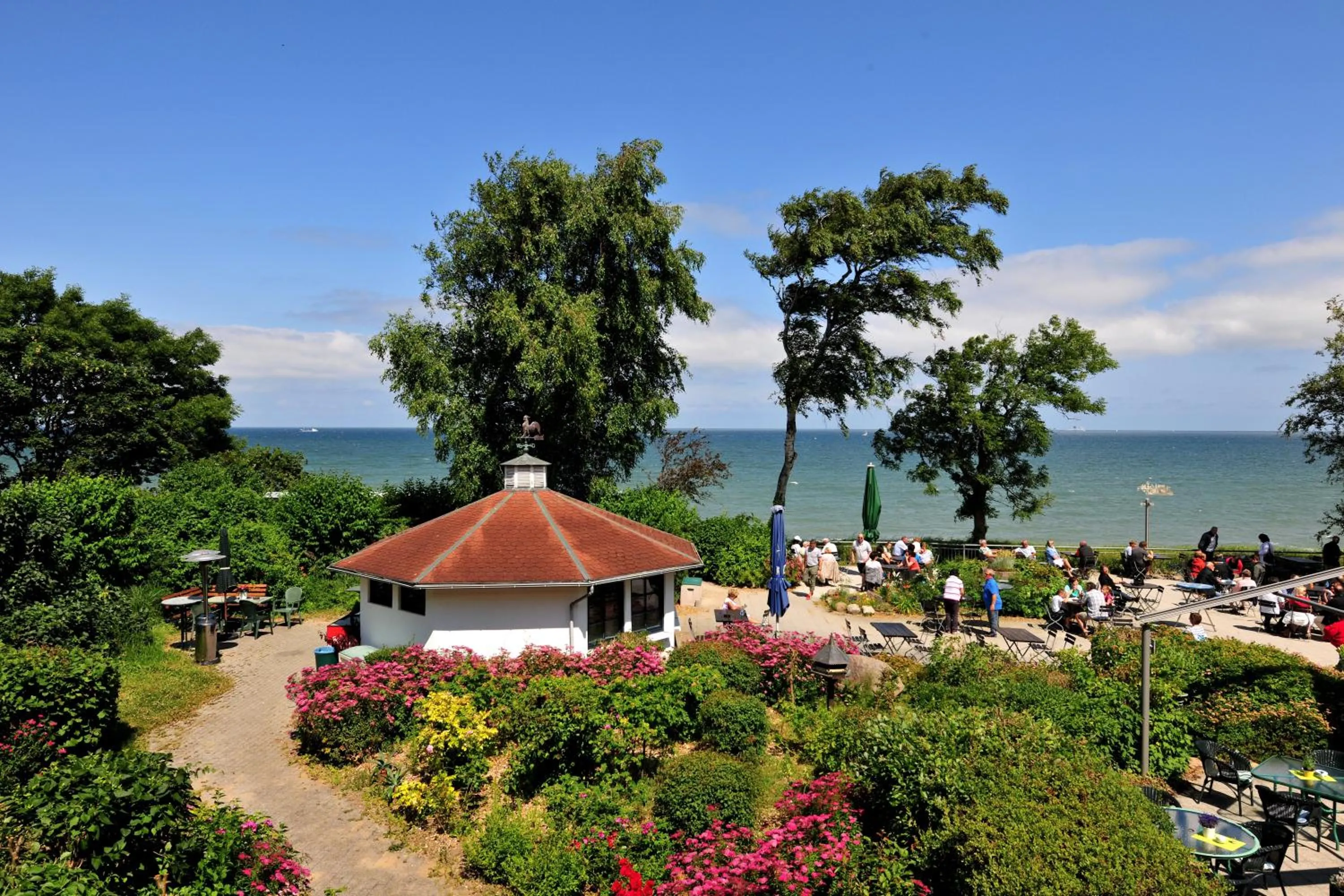 People in Hotel Wilhelmshöhe