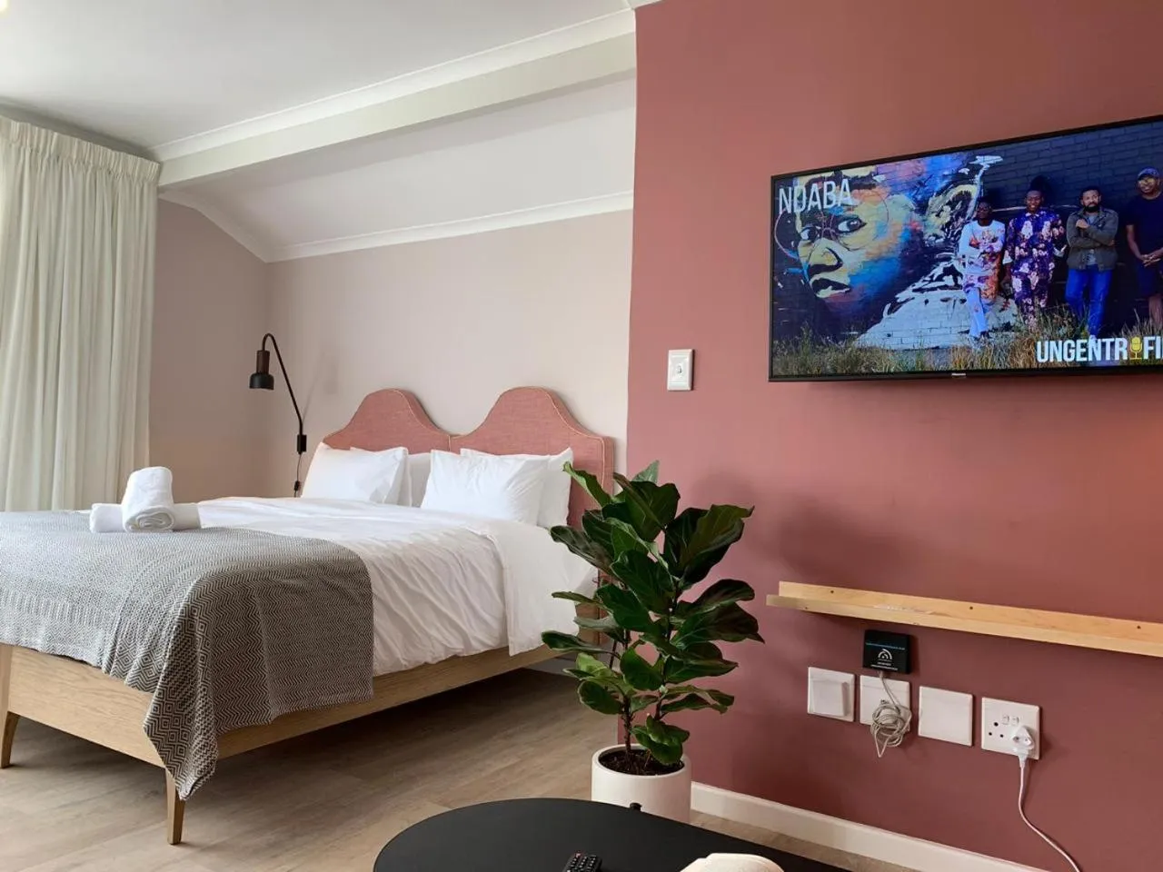 Bed in CURIOCITY Green Point