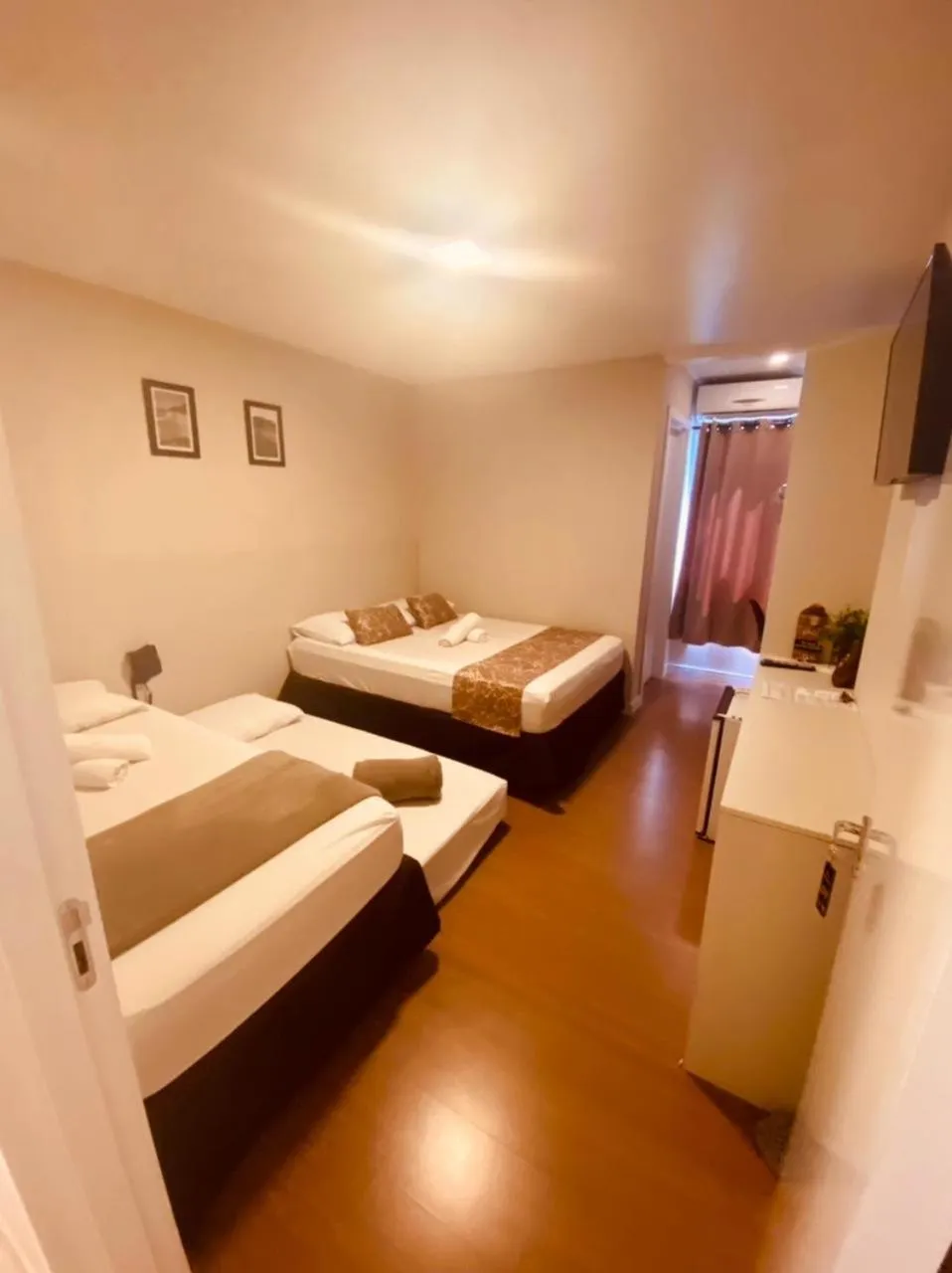 Bed in Hotel Lorimar