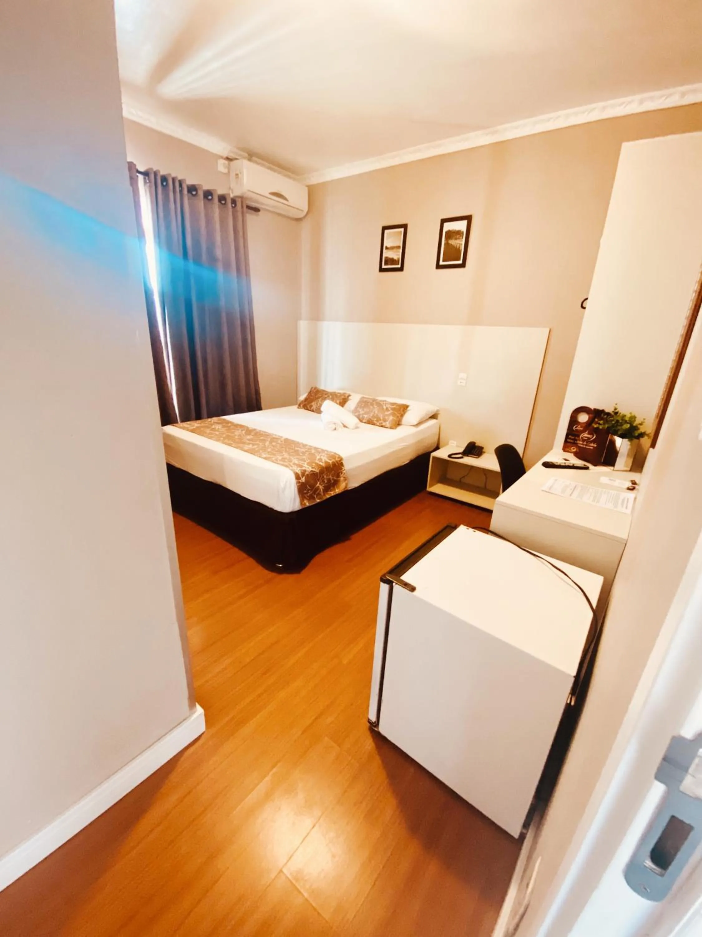 Bed in Hotel Lorimar