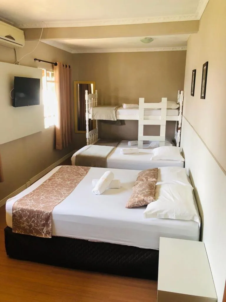 TV and multimedia, Bed in Hotel Lorimar