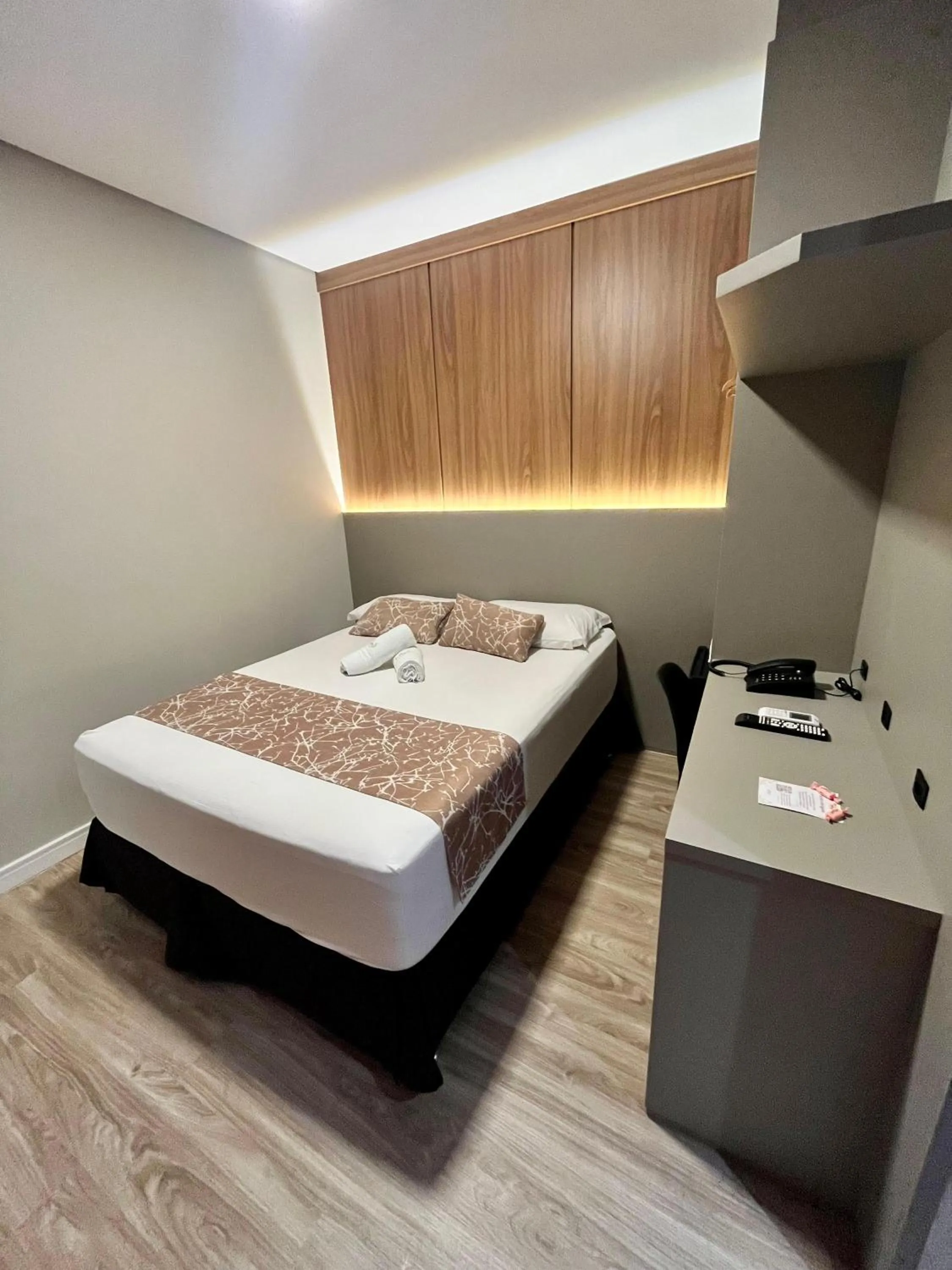 Bed in Hotel Lorimar