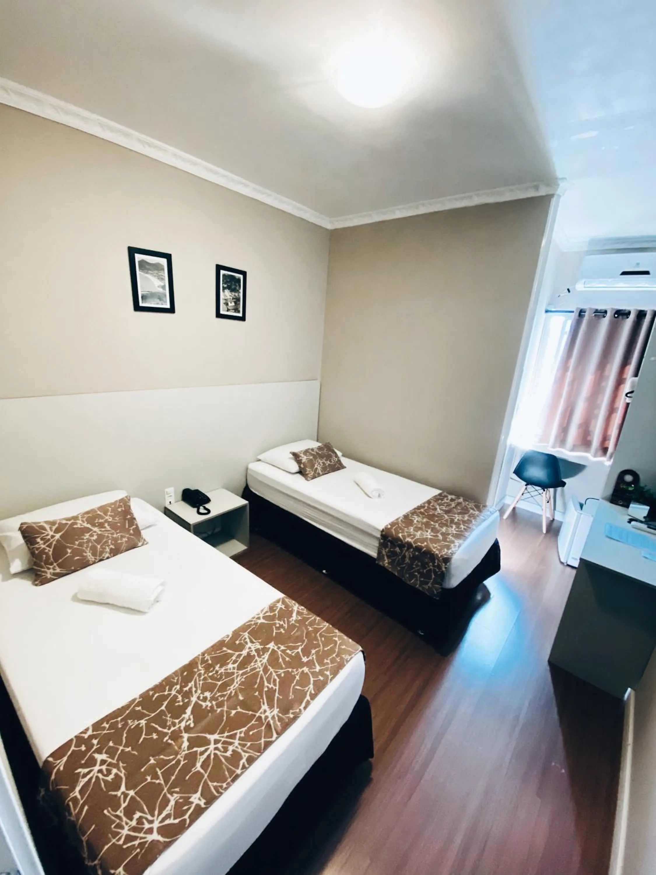 Bed in Hotel Lorimar