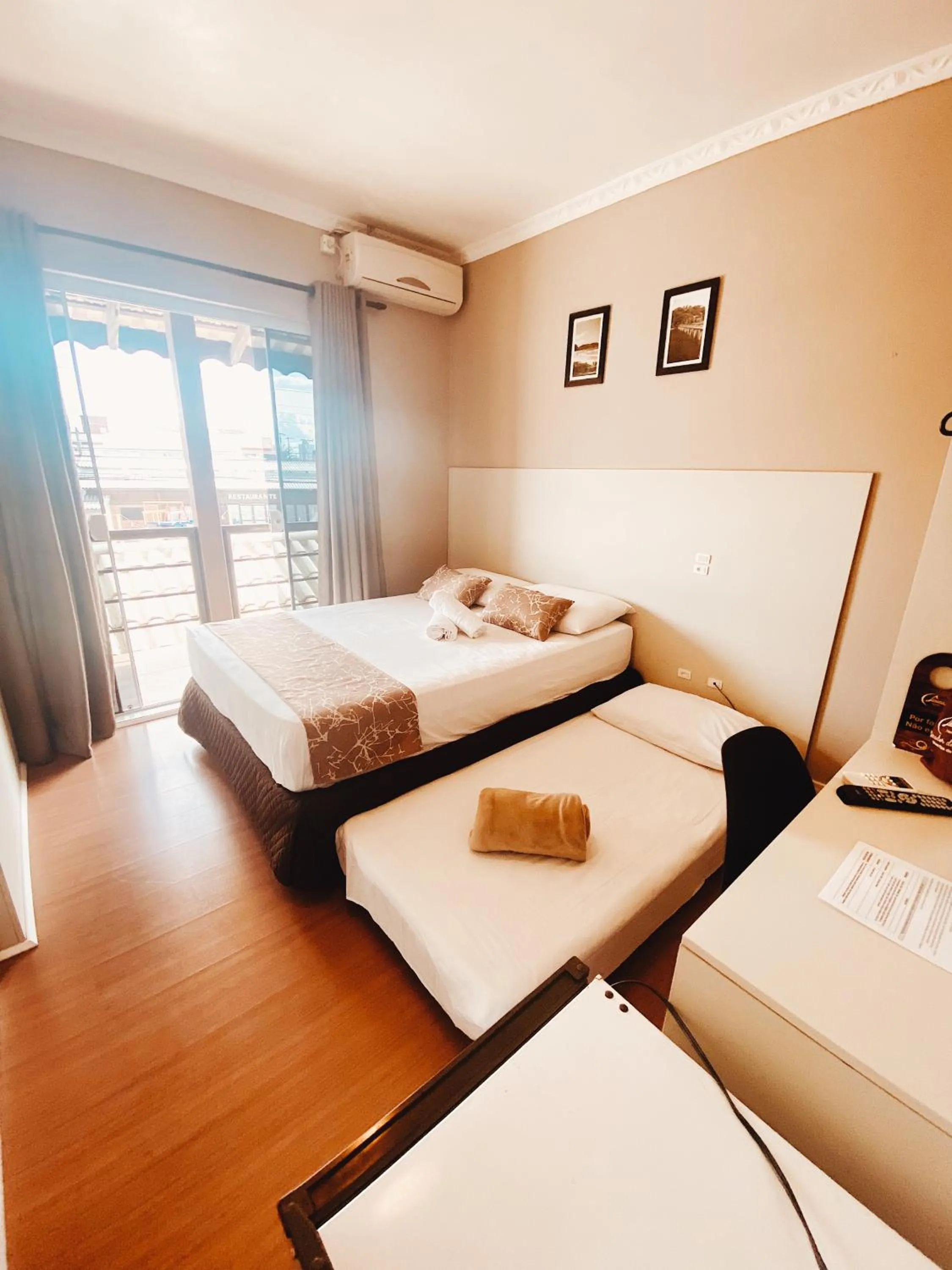 Bed in Hotel Lorimar