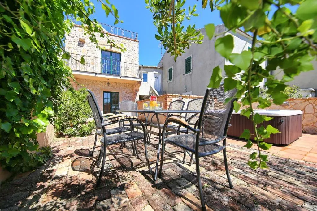 Villa Idassa