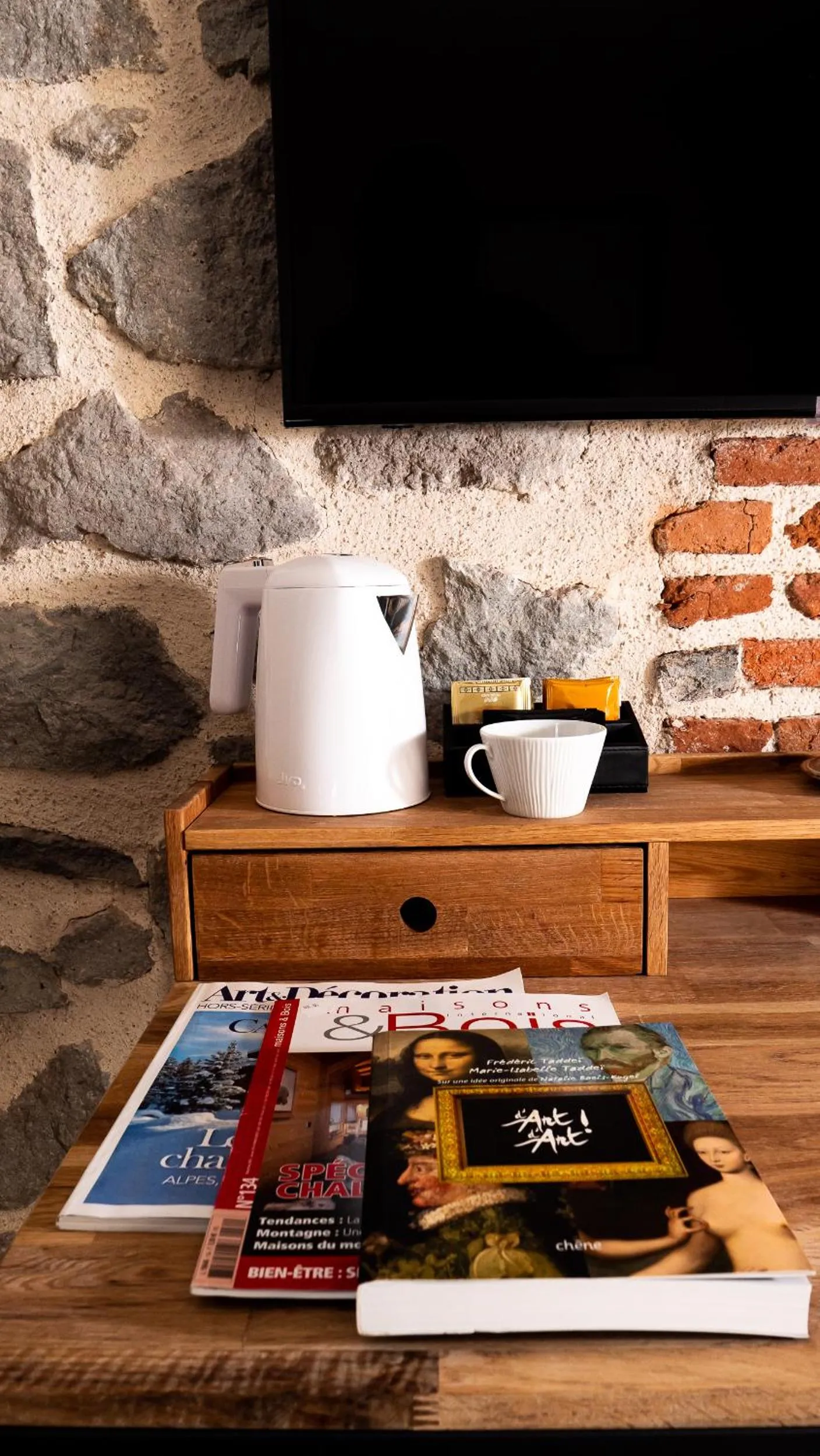 Coffee/tea facilities in Hôtel Zadig