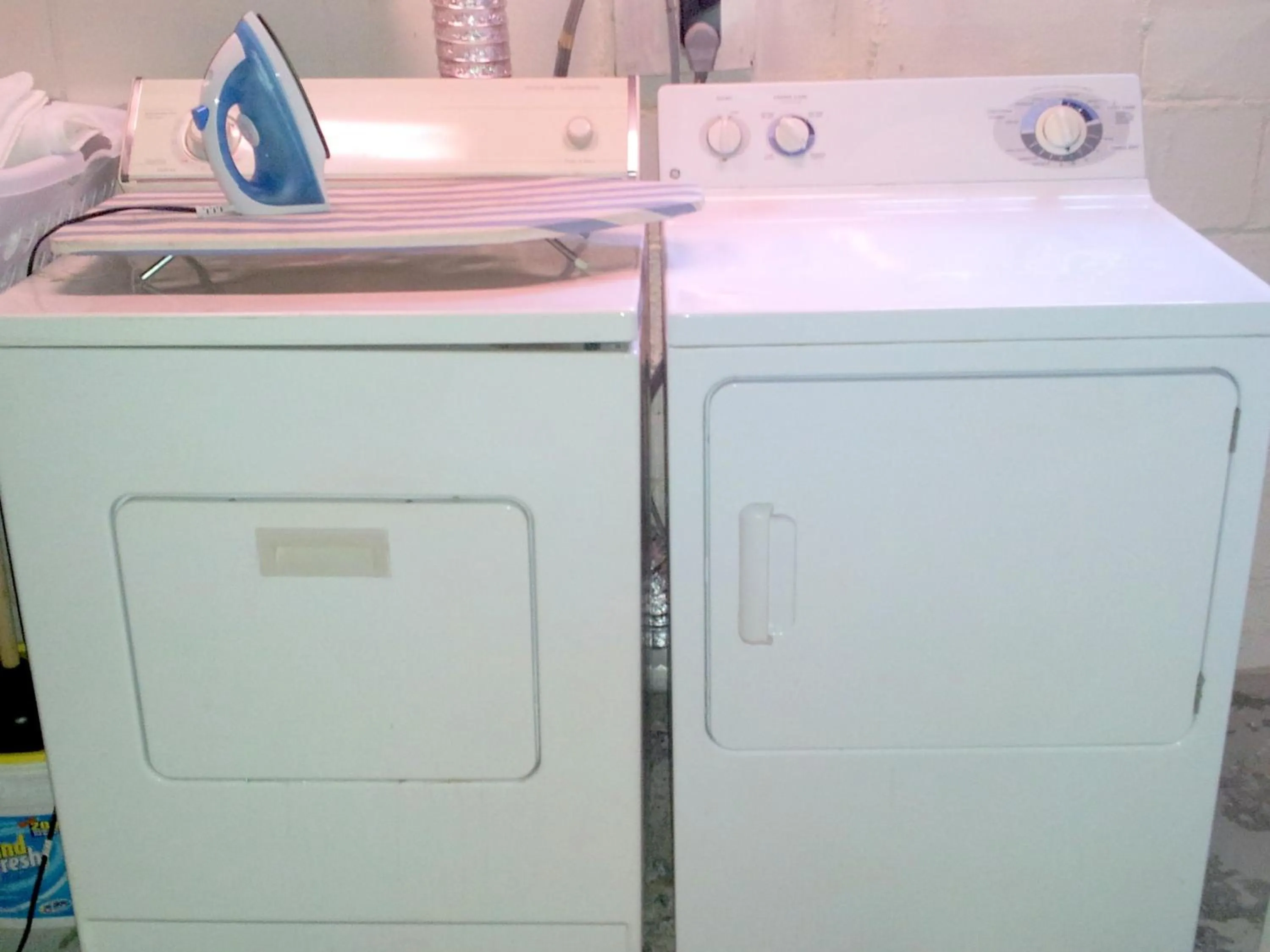 Area and facilities in The Wayfaring Buckeye Hostel