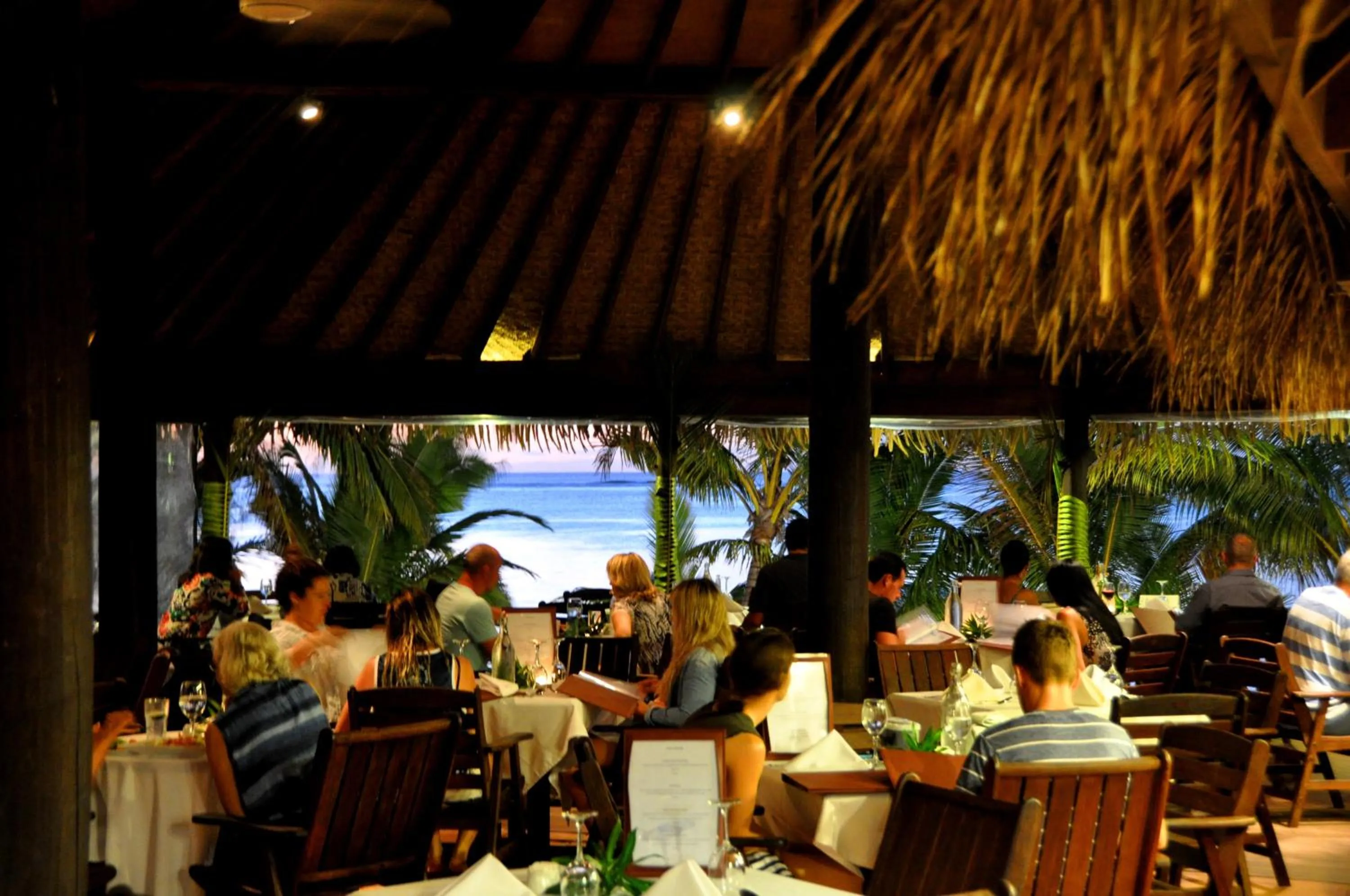 Restaurant/places to eat in Tamanu Beach