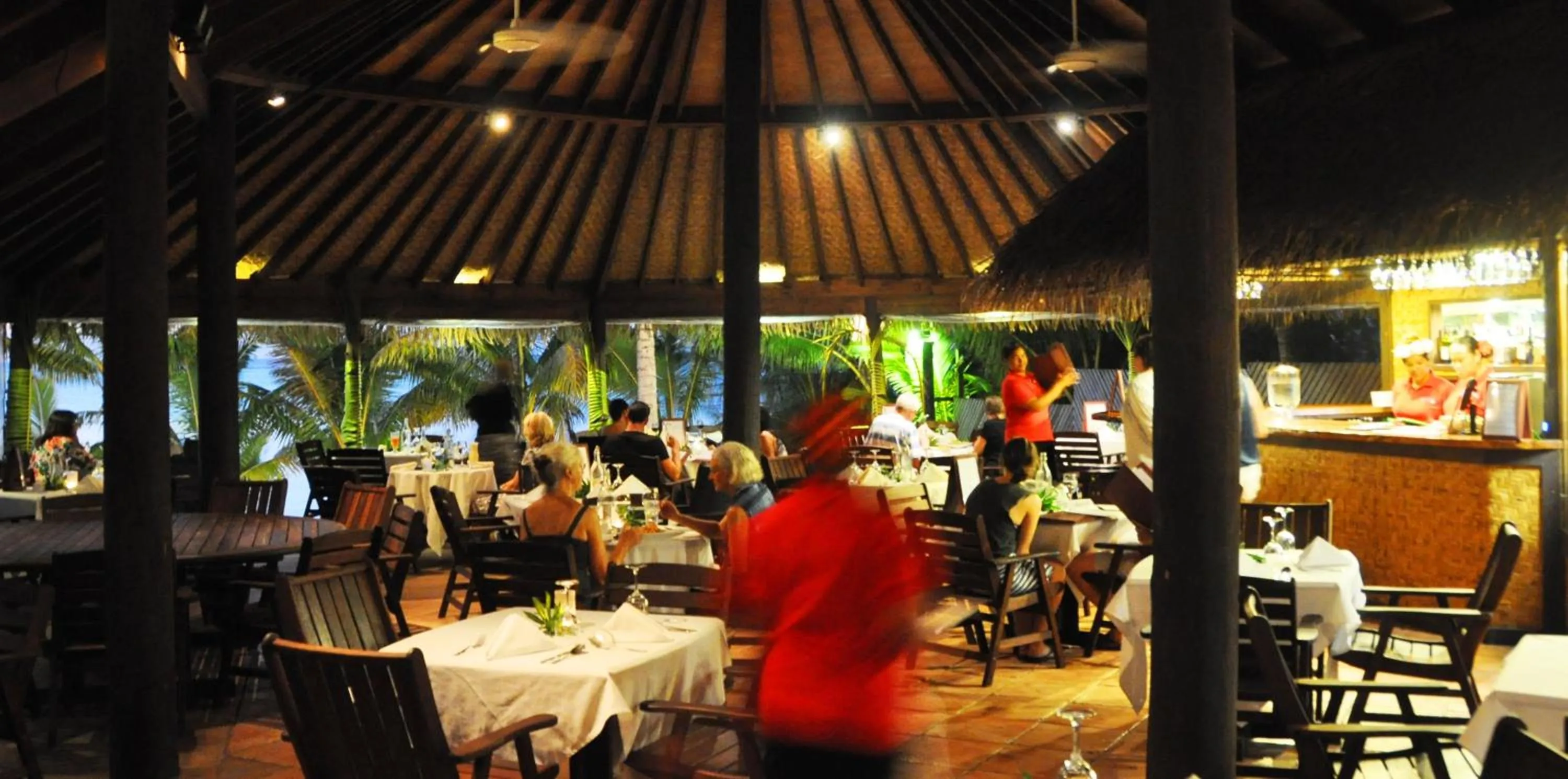 Restaurant/places to eat in Tamanu Beach