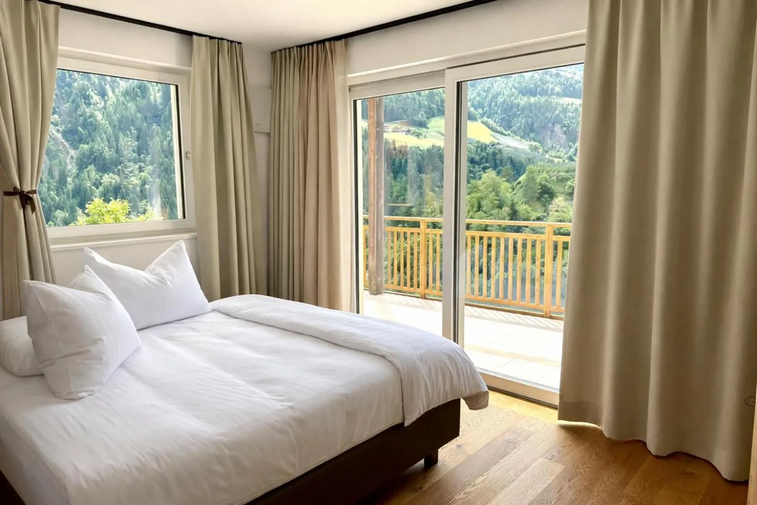 Bedroom, Bed in Panorama Residence Saltauserhof Resort