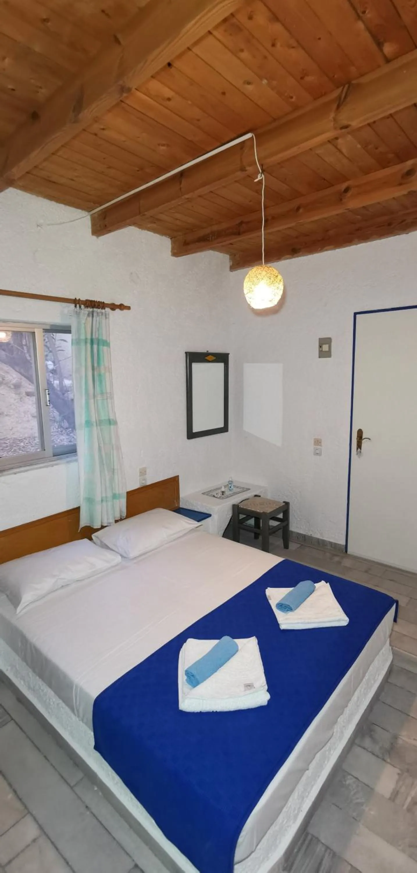 Bedroom, Bed in Oleander's Garden Traditional Cretan Cottage