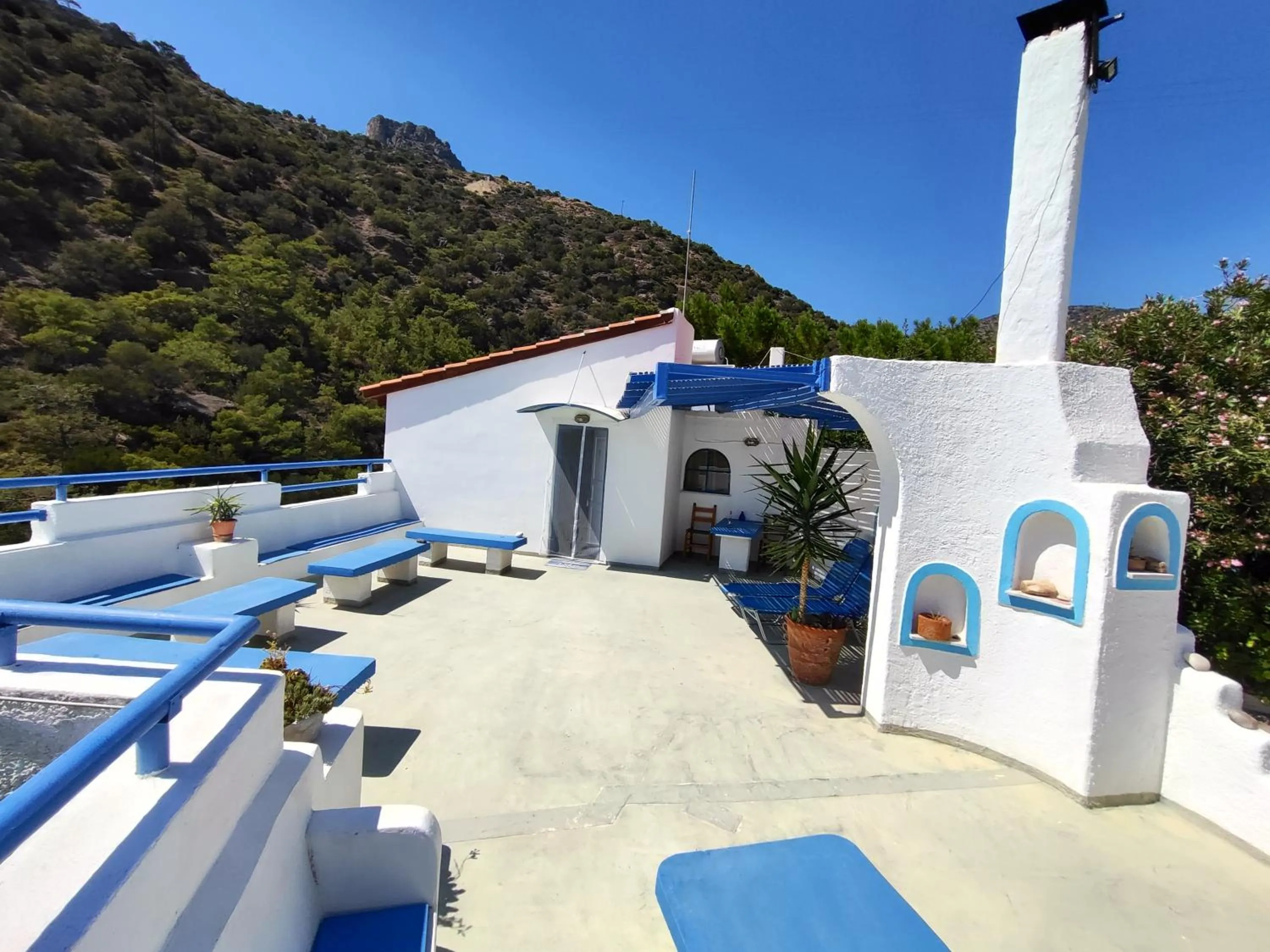 Oleander's Garden Traditional Cretan Cottage