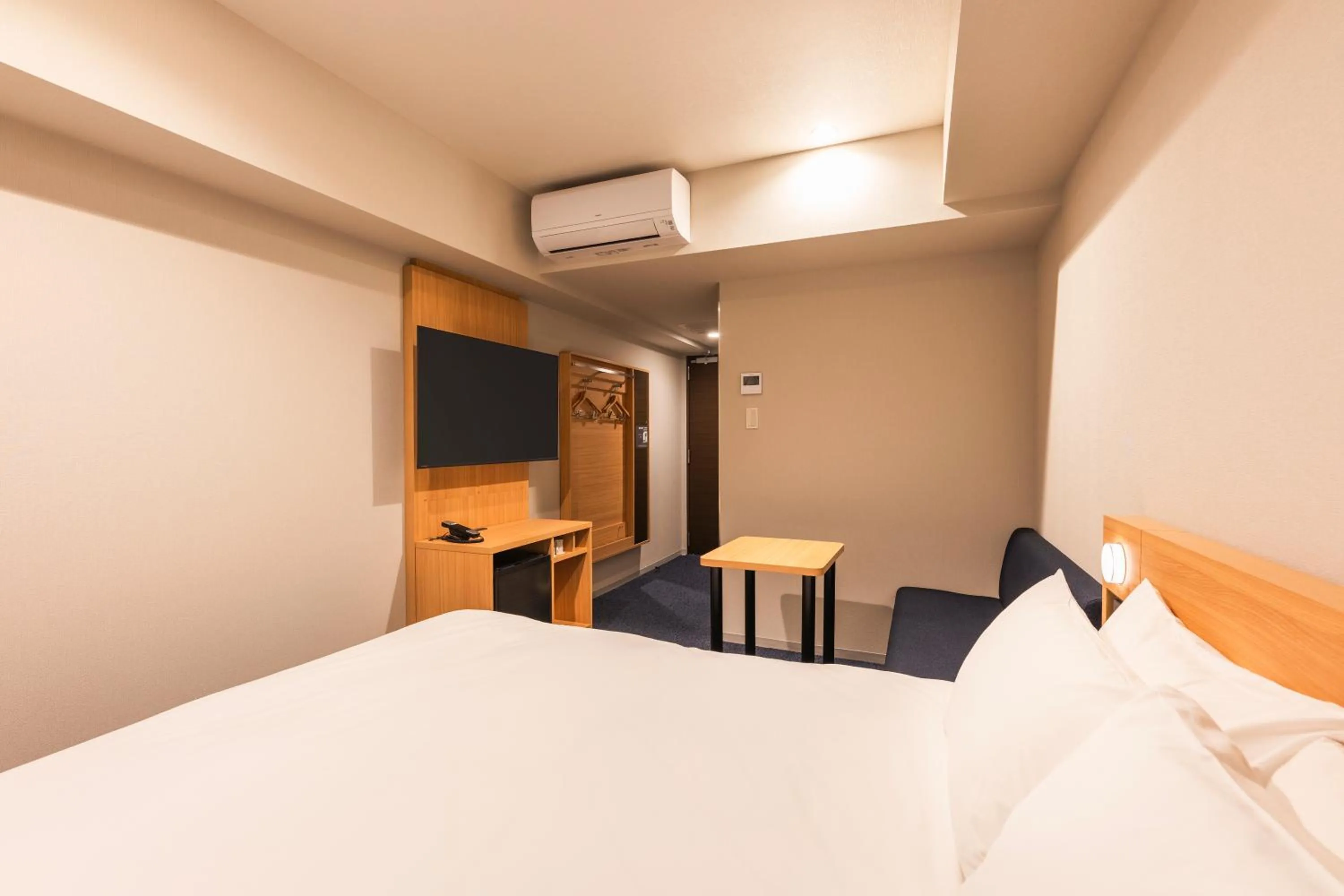 Bed in Sotetsu Fresa Inn Yokohama Totsuka - Renovated in March 31st 2025