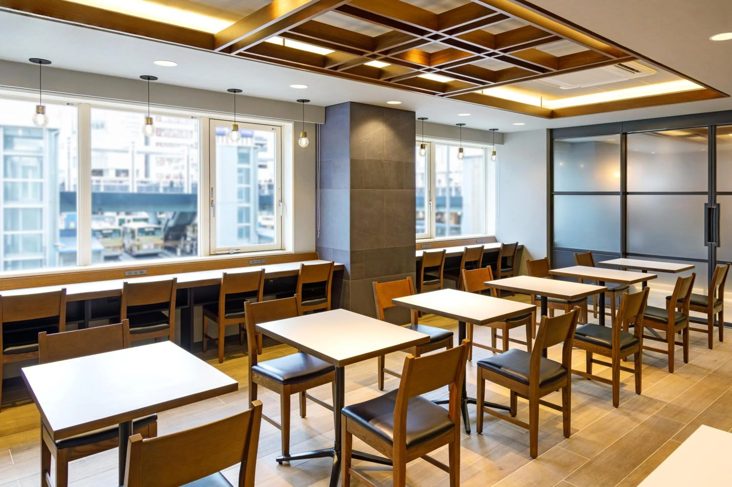 Communal lounge/ TV room in Sotetsu Fresa Inn Yokohama Totsuka - Renovated in March 31st 2025