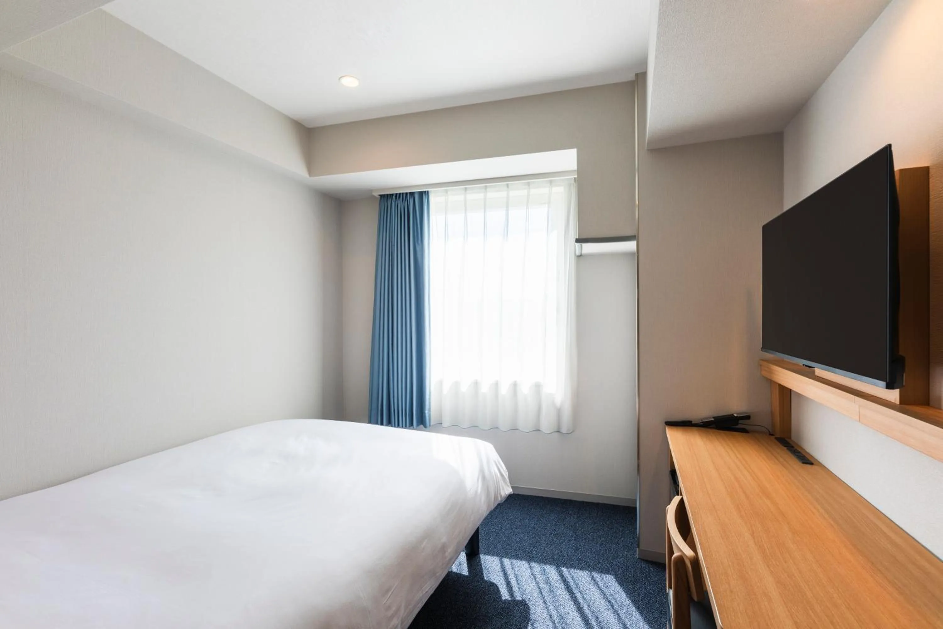 Bed in Sotetsu Fresa Inn Yokohama Totsuka - Renovated in March 31st 2025