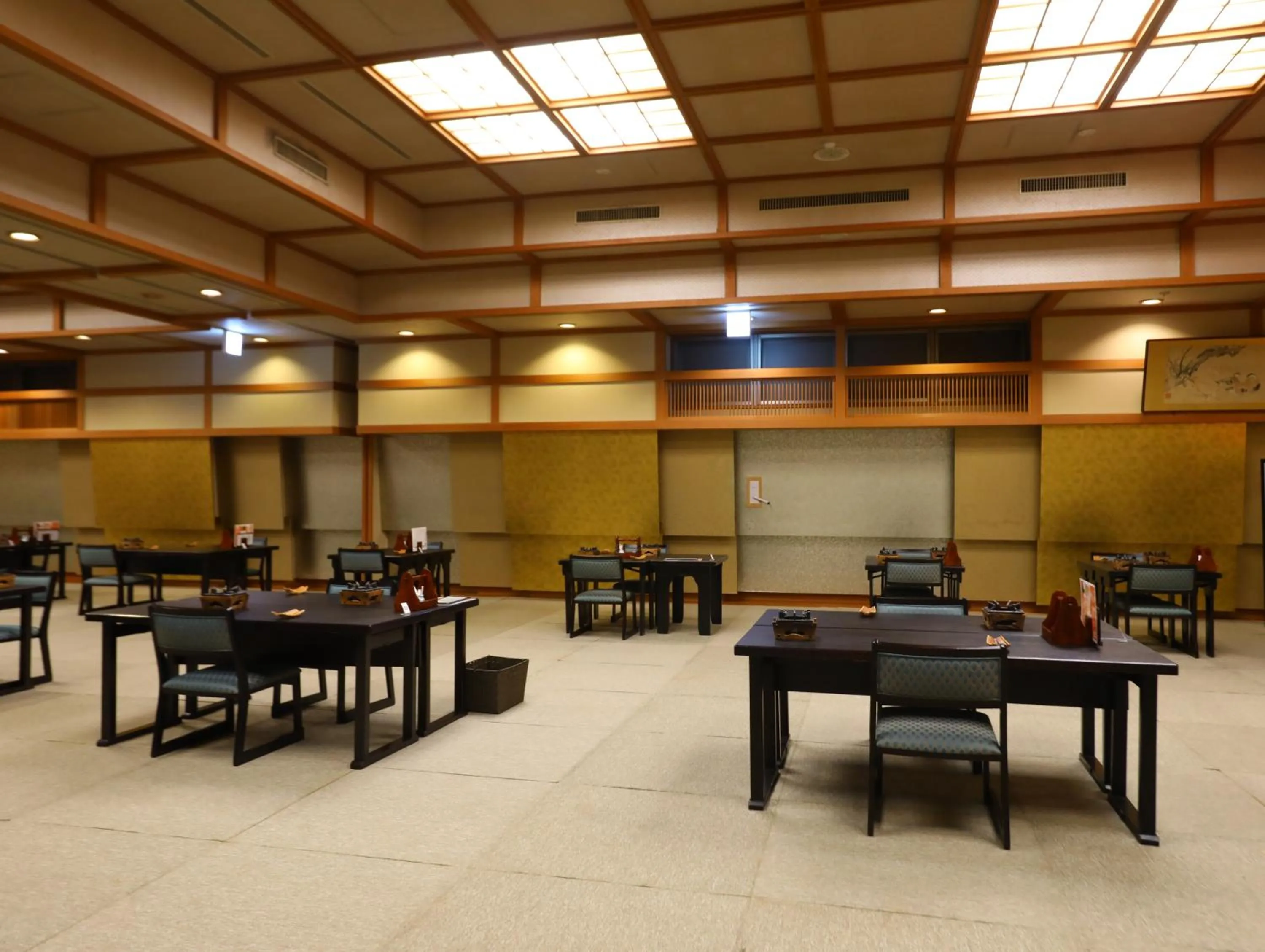 Restaurant/places to eat in Yorozuya