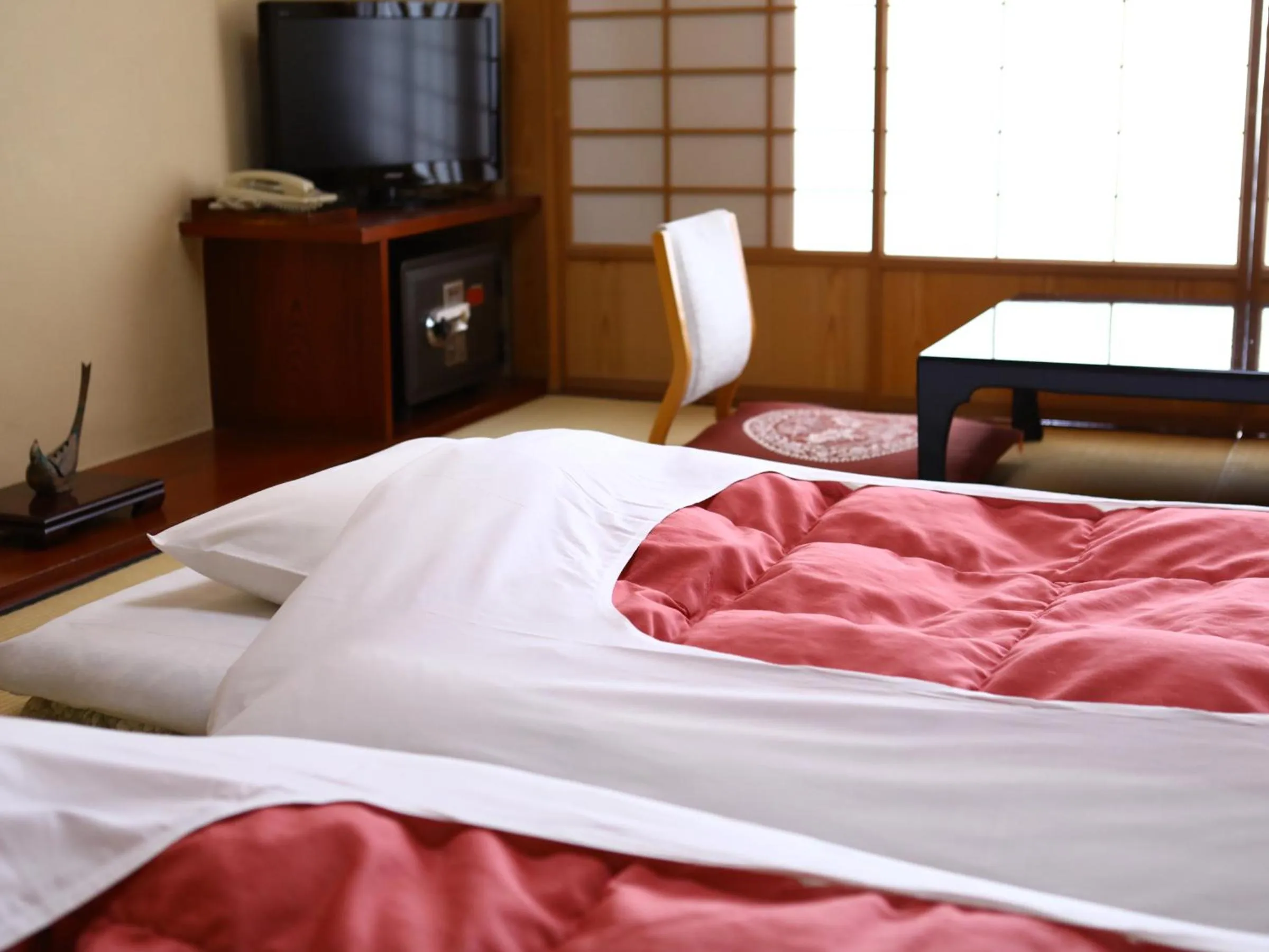 Bed in Yorozuya