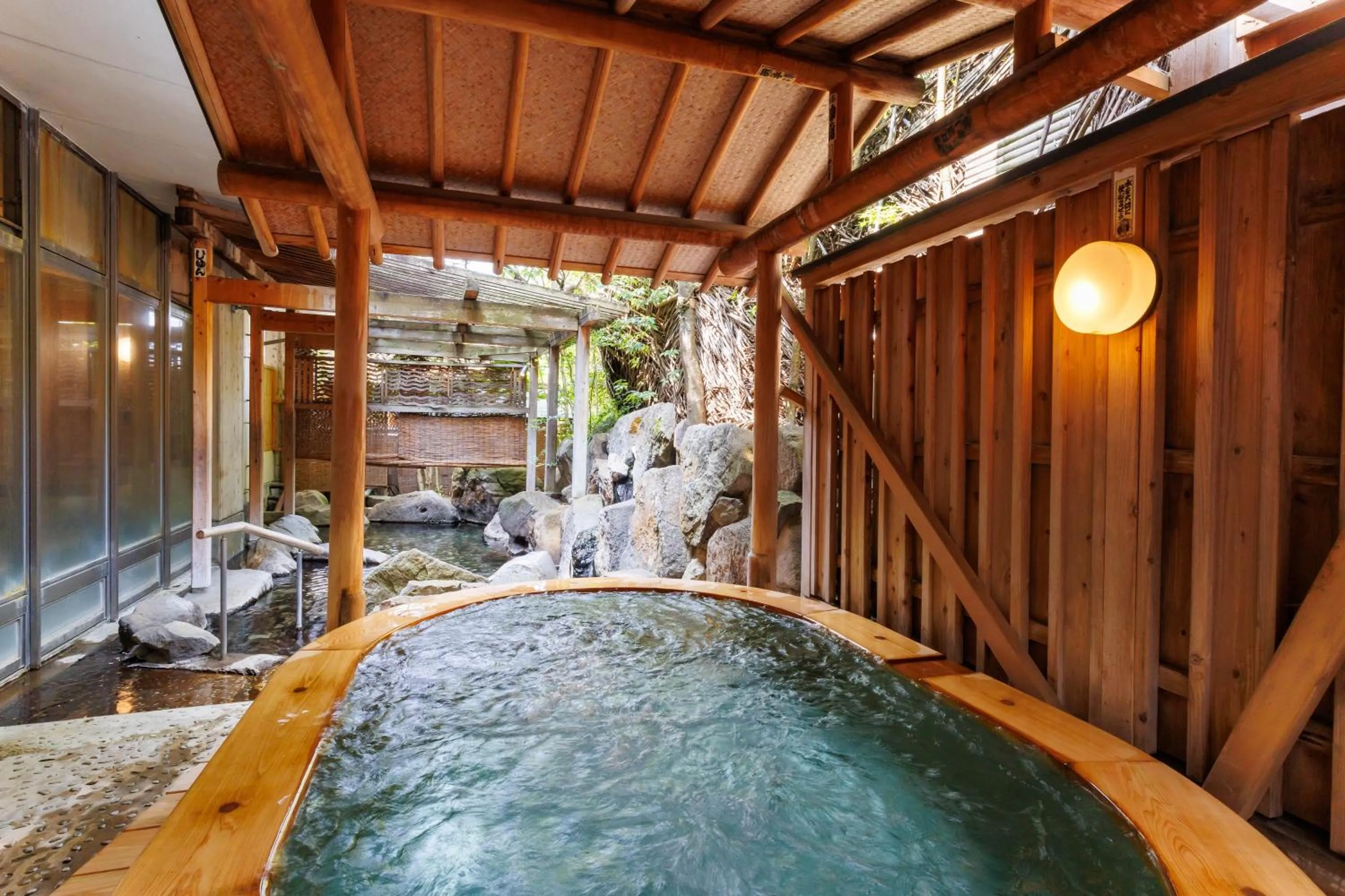 Public Bath in Yorozuya