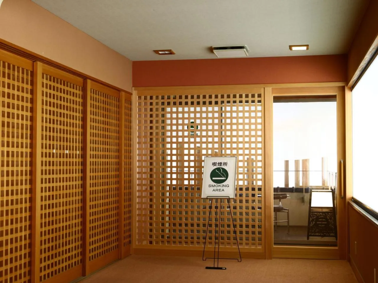 Area and facilities in Yorozuya