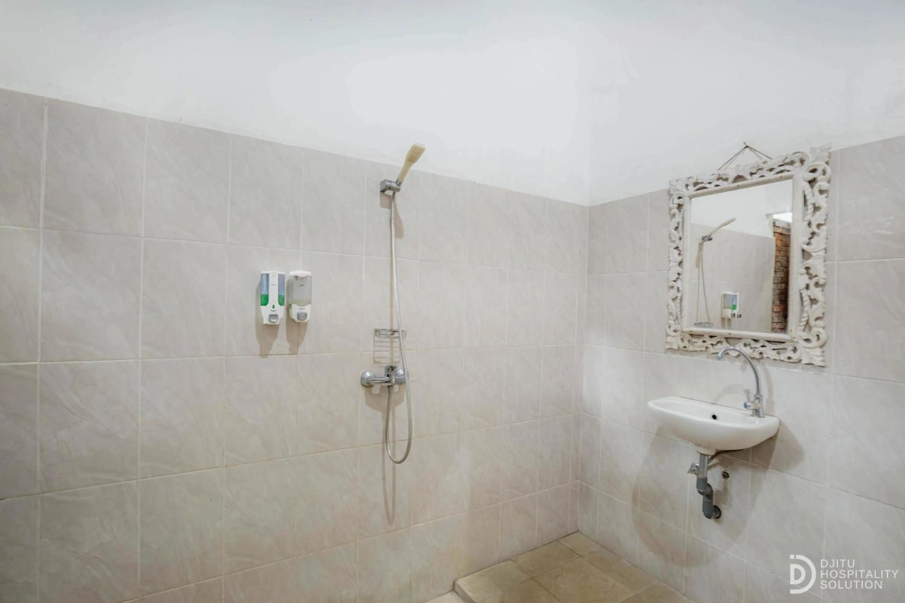 Bathroom in Taman Indrakila