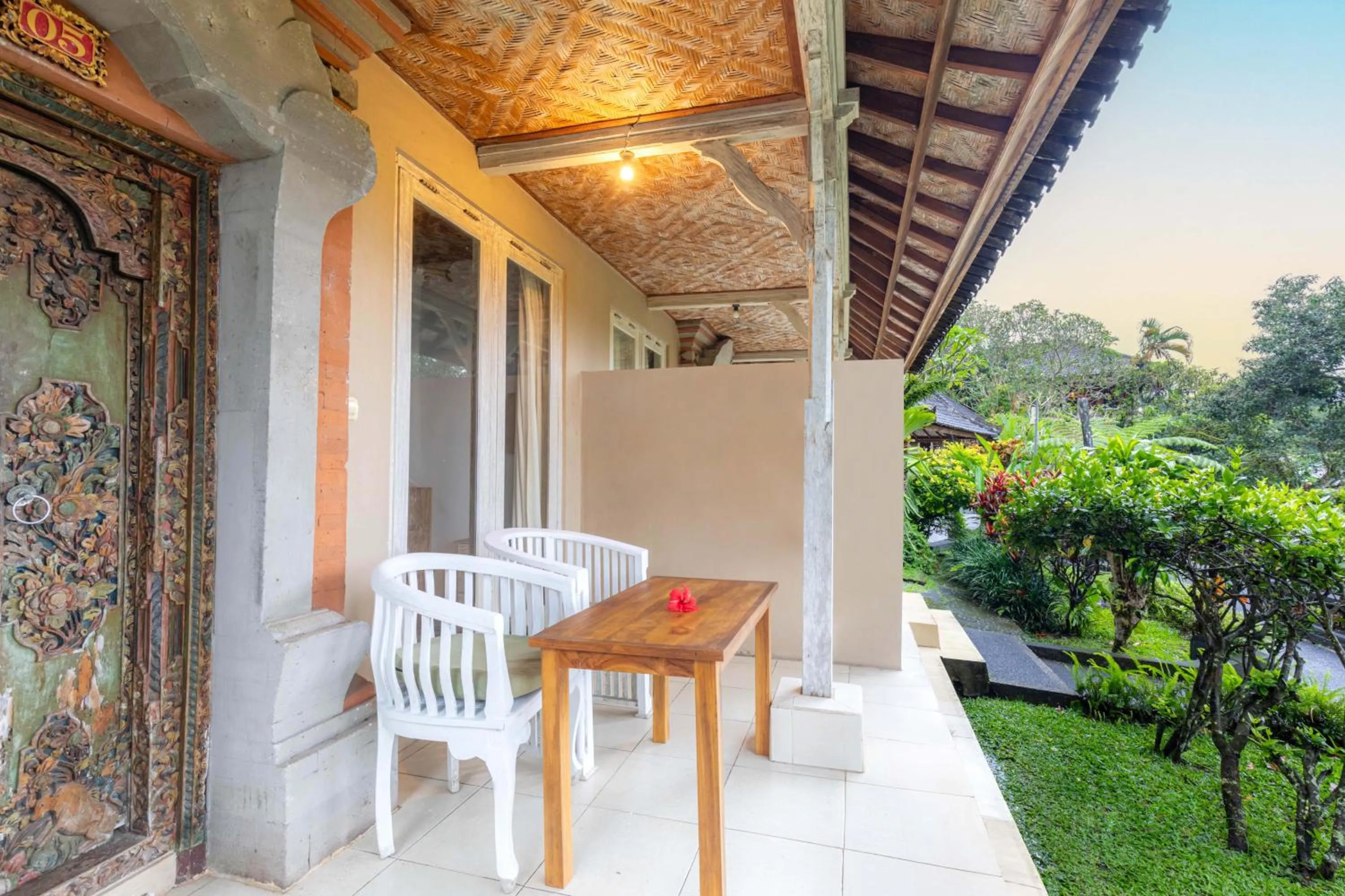 Patio in Taman Indrakila