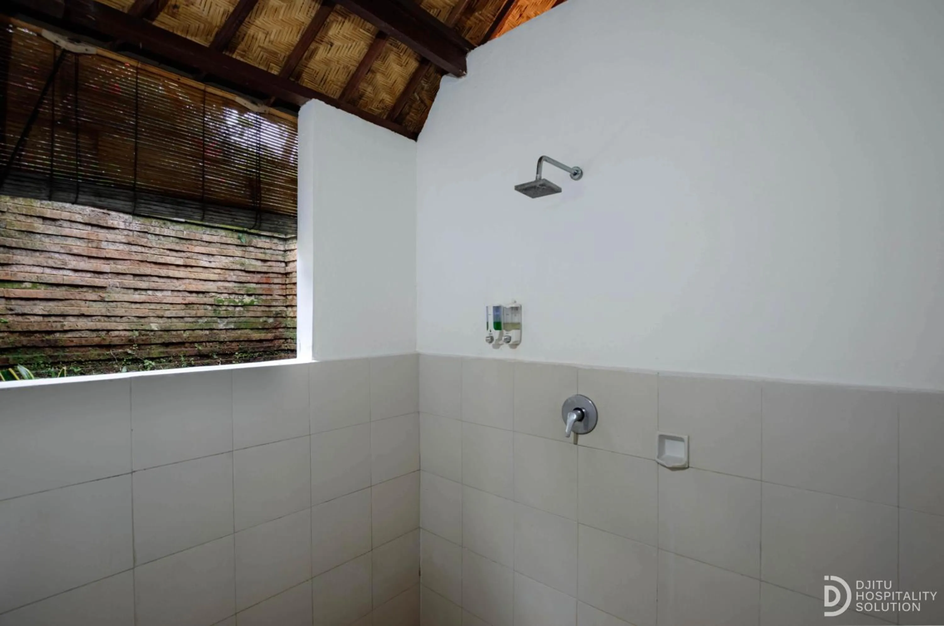 Bathroom in Taman Indrakila