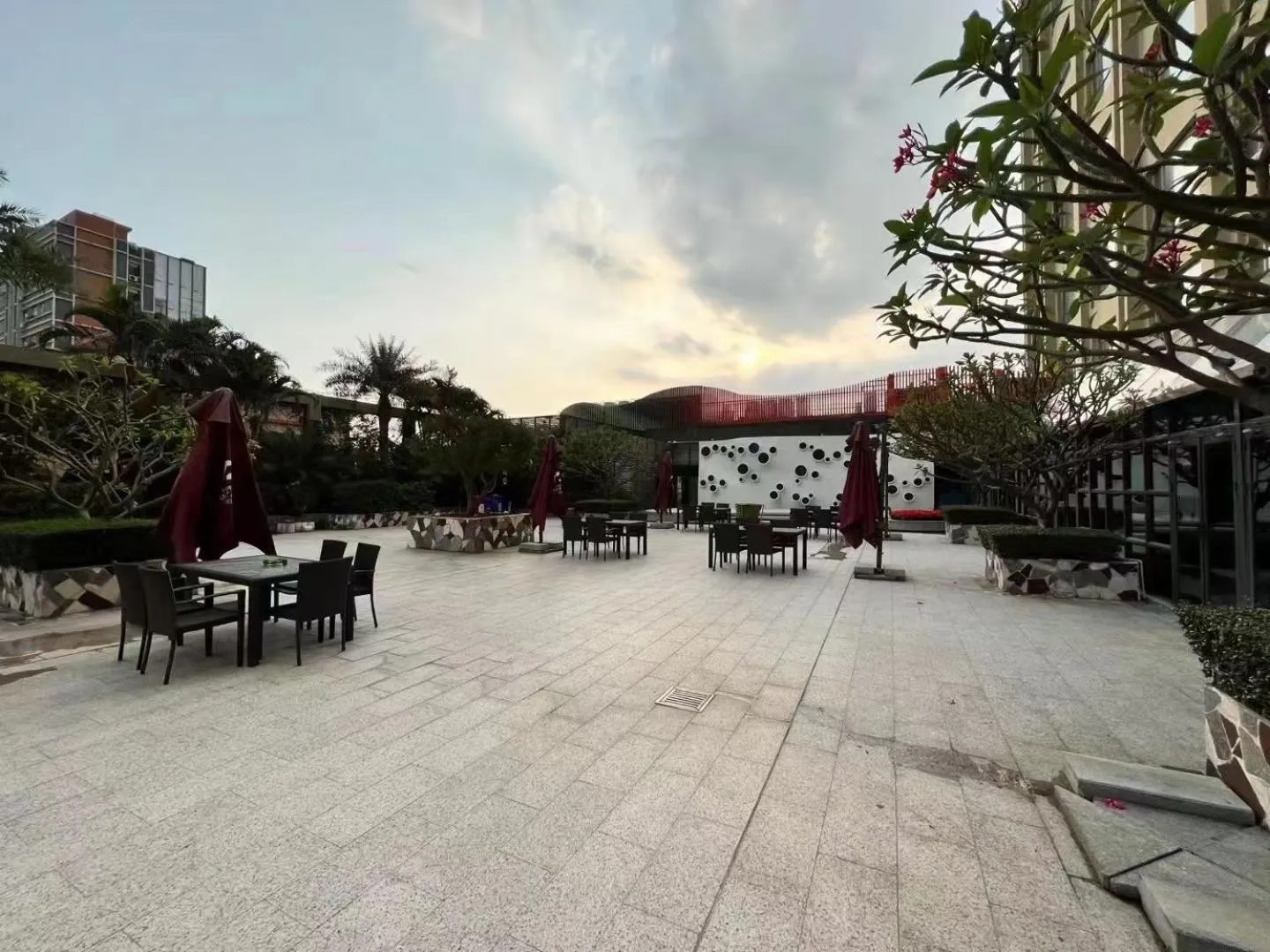 Garden view in Santavan Hotel Shenzhen Guangming