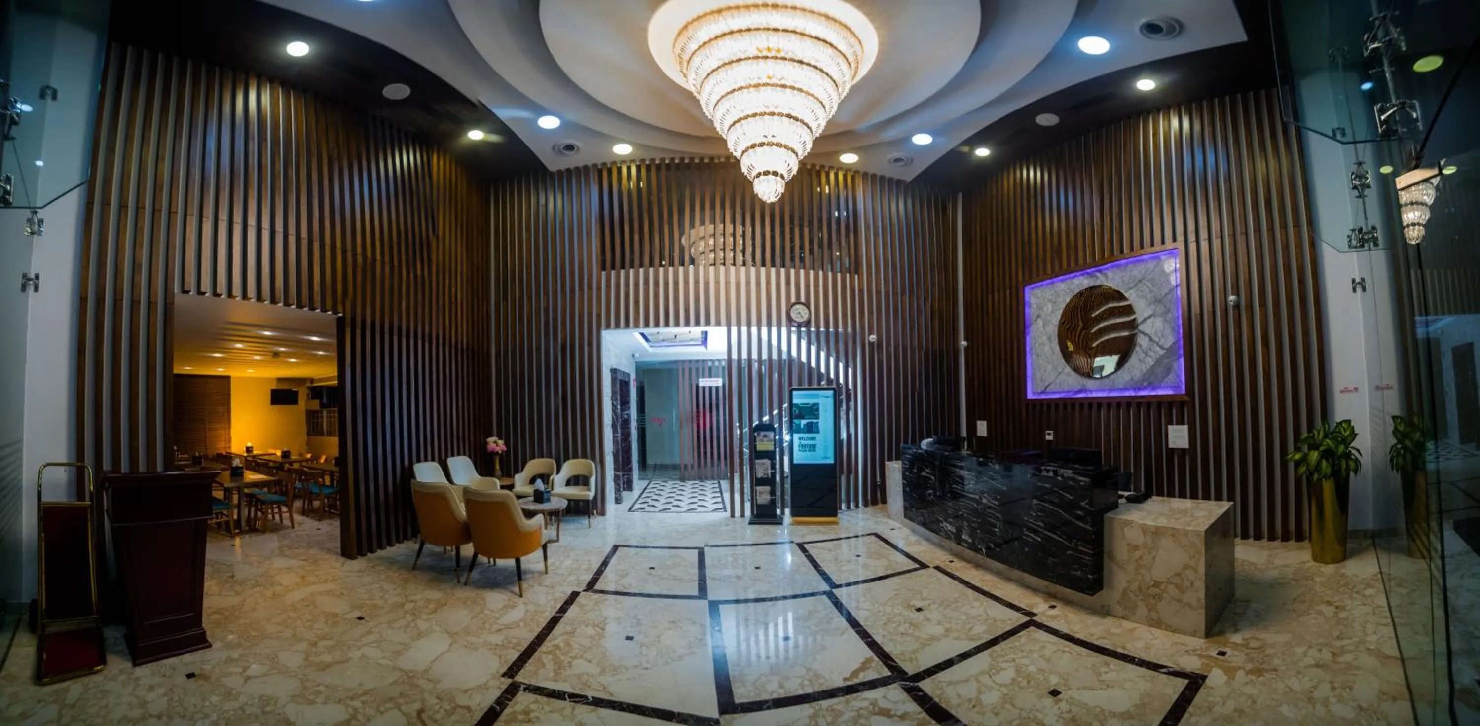 Lobby or reception in Fortune Plaza Hotel