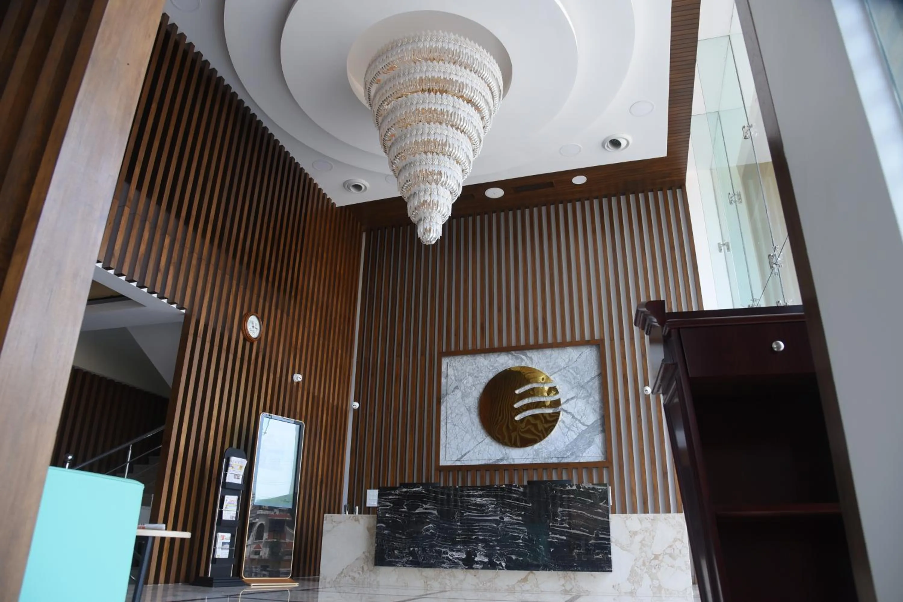 Facade/entrance in Fortune Plaza Hotel