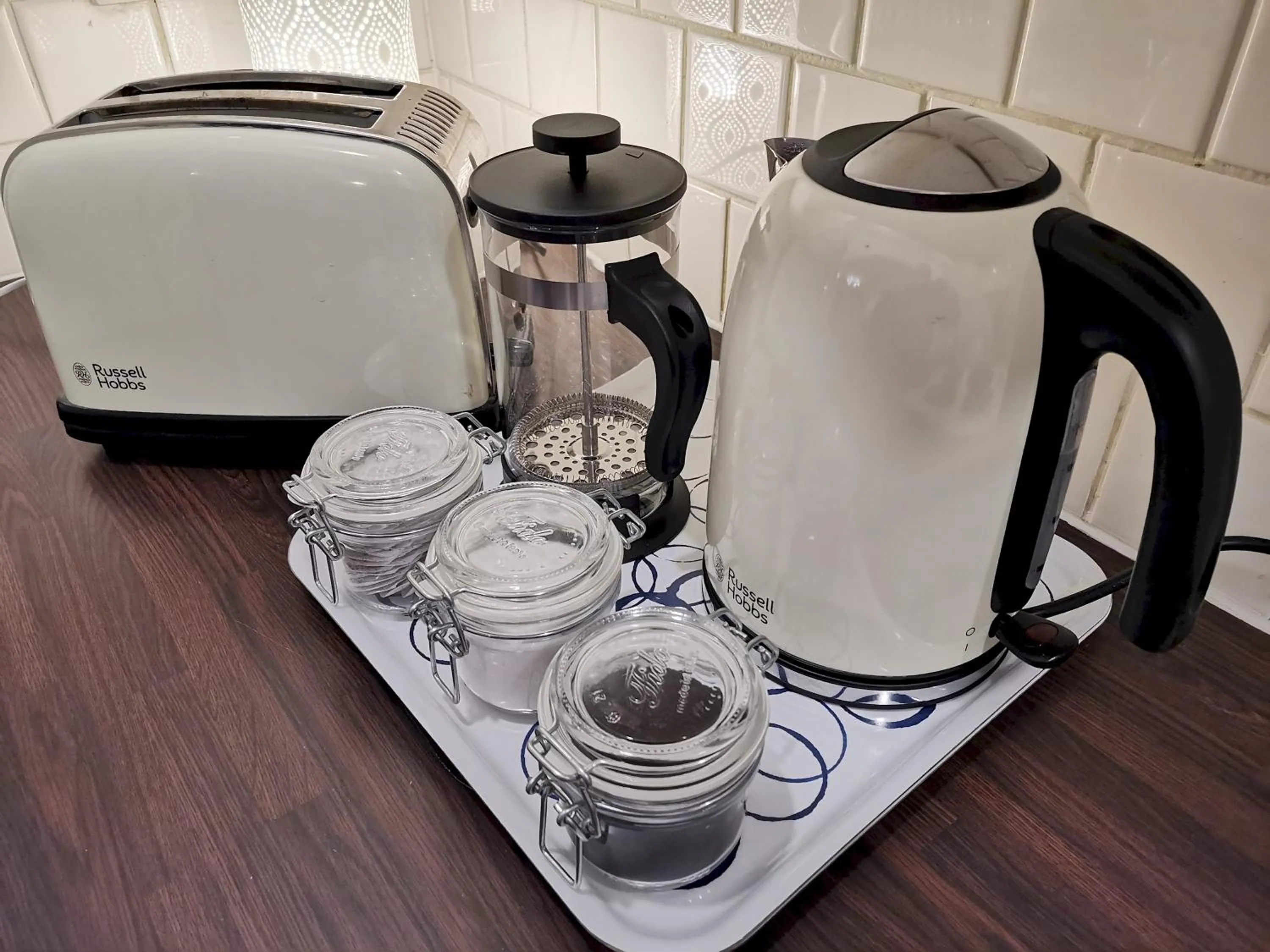 Coffee/tea facilities in Apartment Bournemouth centre close to beach