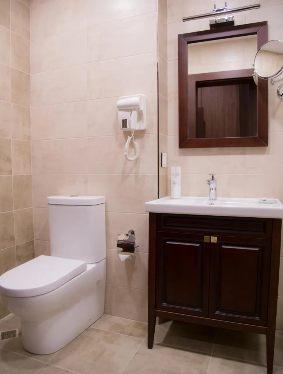 Bathroom in Macara Sheki City Hotel