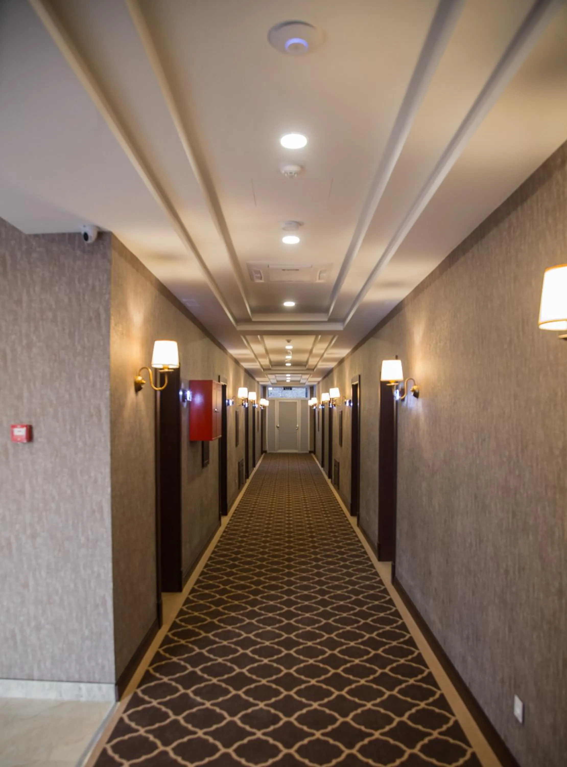 Property building in Macara Sheki City Hotel