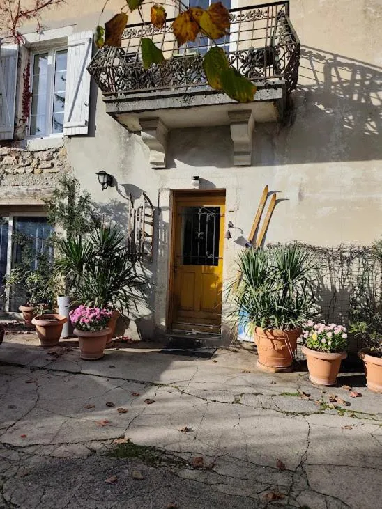Property building in A la Grenouille du Jura - Chambres d'Hôtes de Charme Oyonnax Nantua