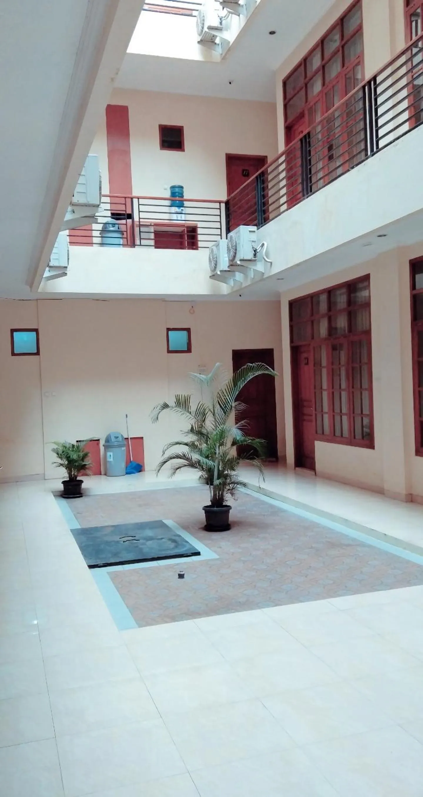 Lobby or reception in Residence Duksina 2 By SHM