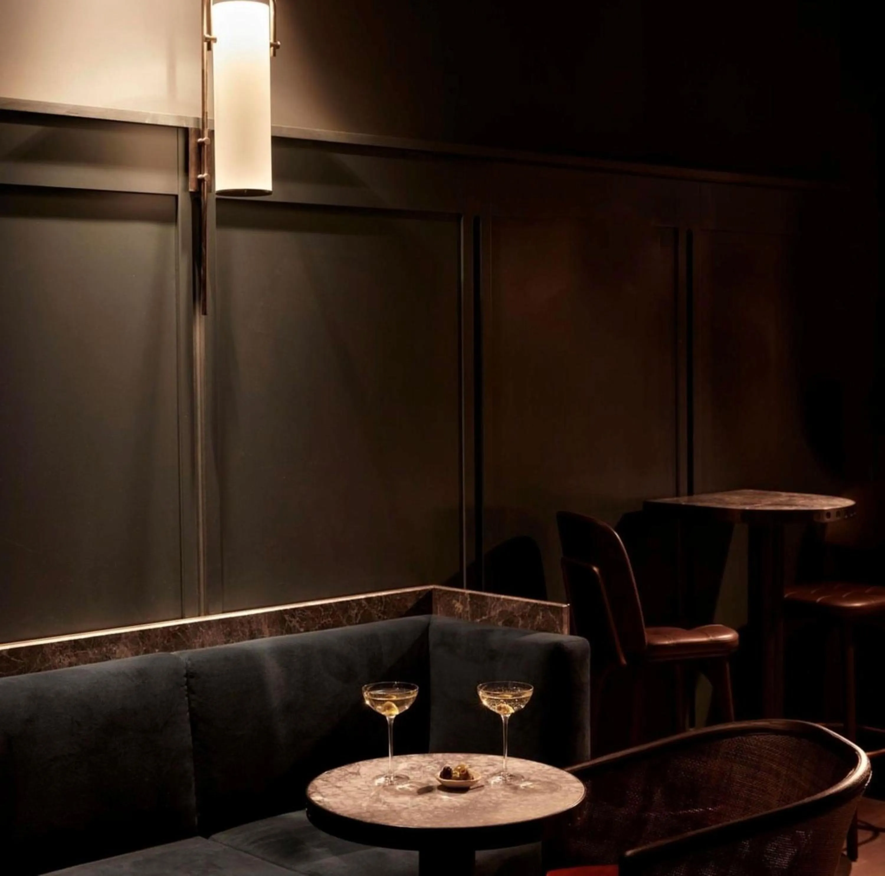 Lounge or bar in Hilton Melbourne Little Queen Street