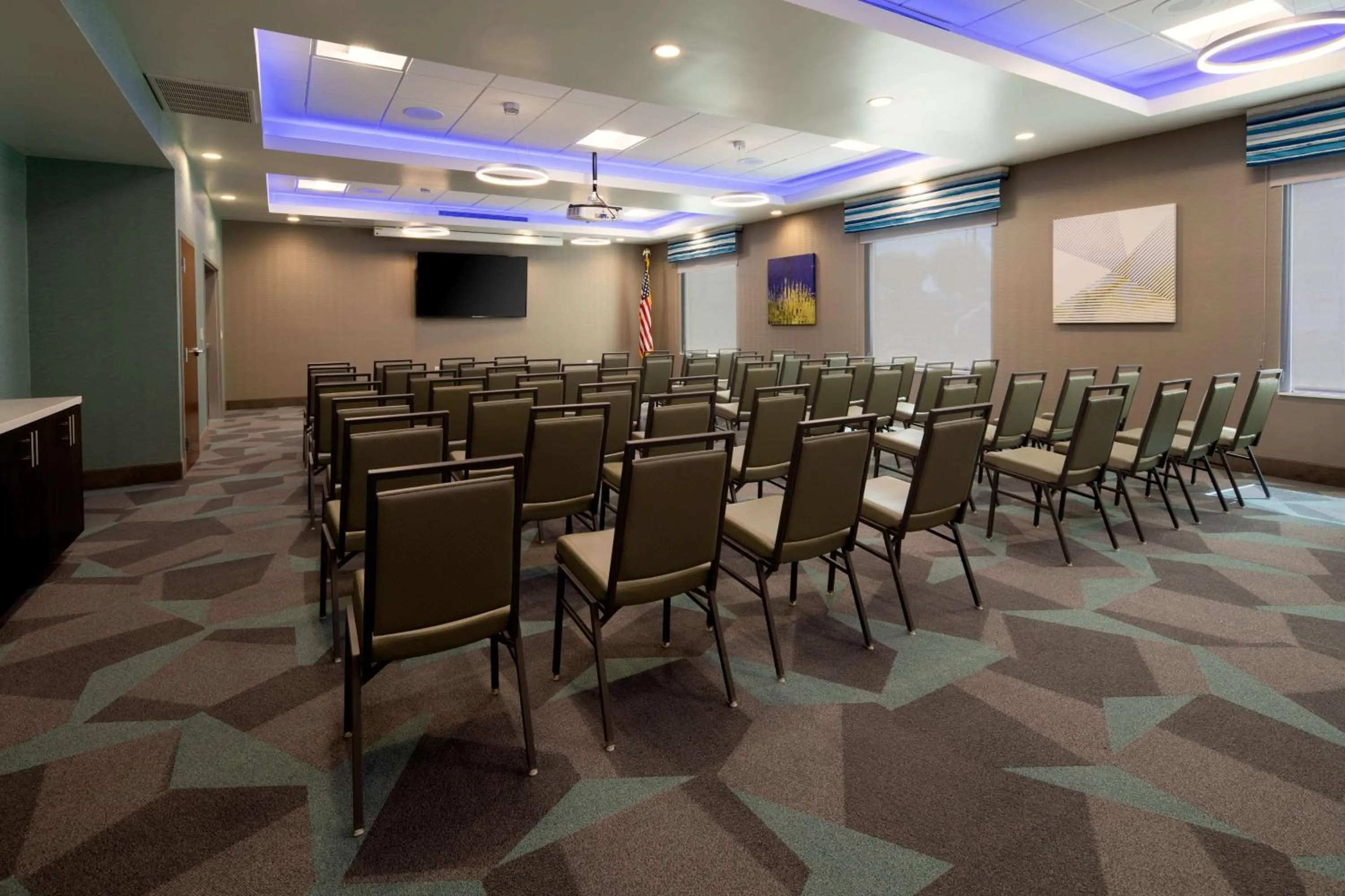 Meeting/conference room in Hampton Inn & Suites Gilroy, Ca