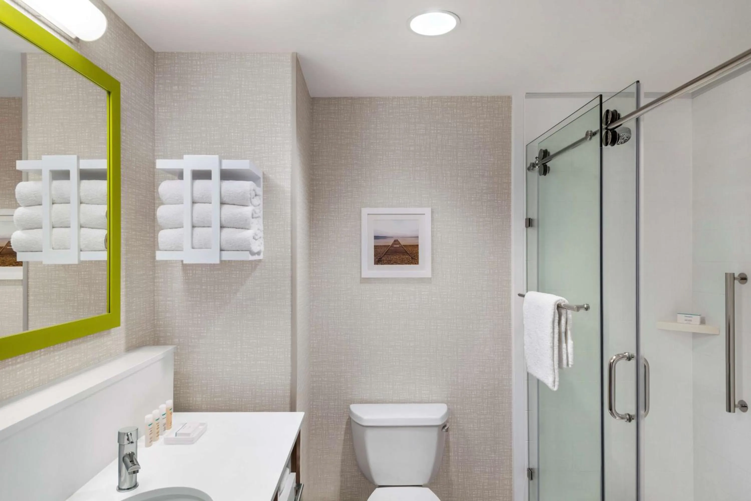 Bathroom in Hampton Inn & Suites Kelowna, British Columbia, Canada