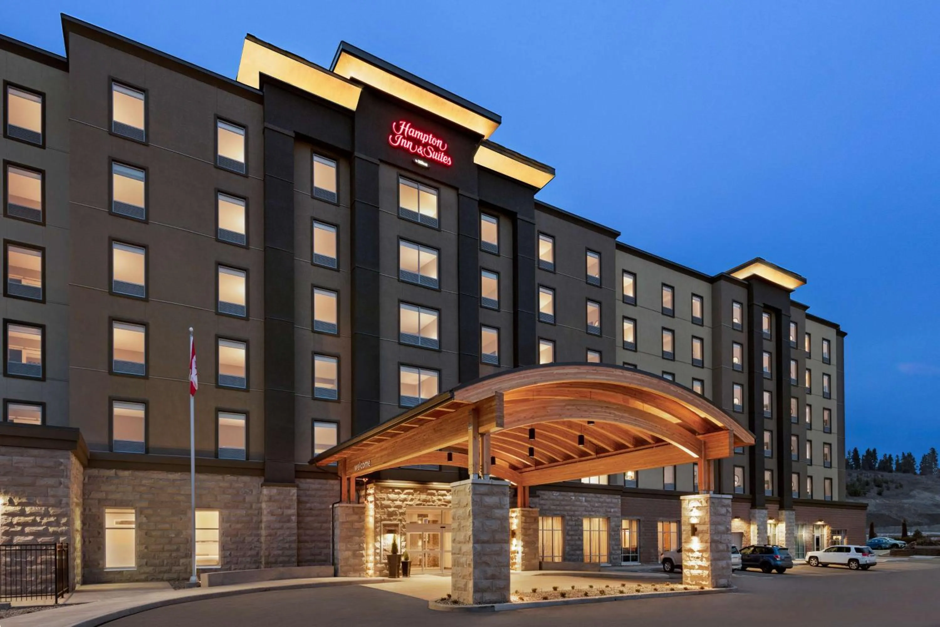 Property building in Hampton Inn & Suites Kelowna, British Columbia, Canada
