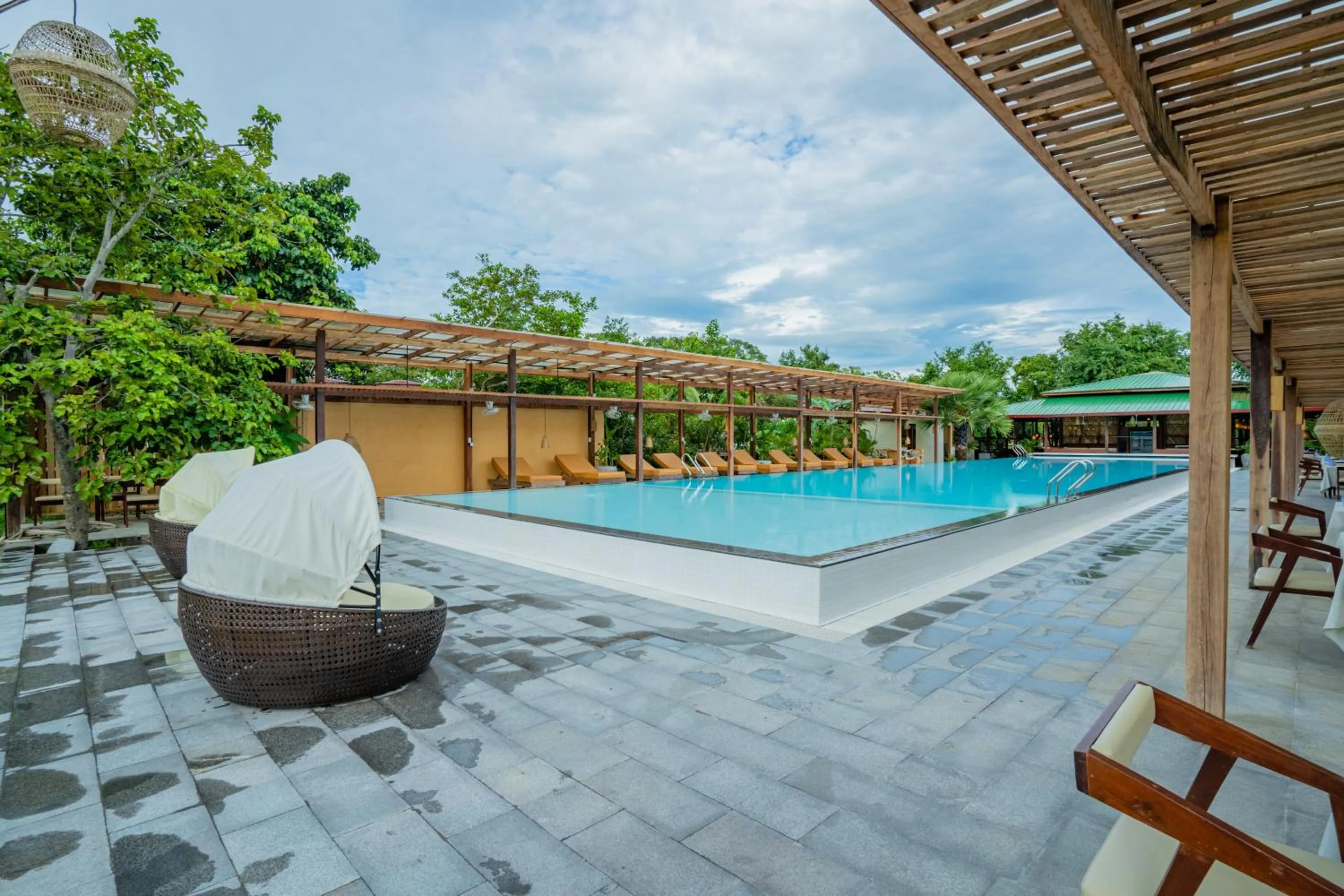 Swimming pool in Peam Snea Resort