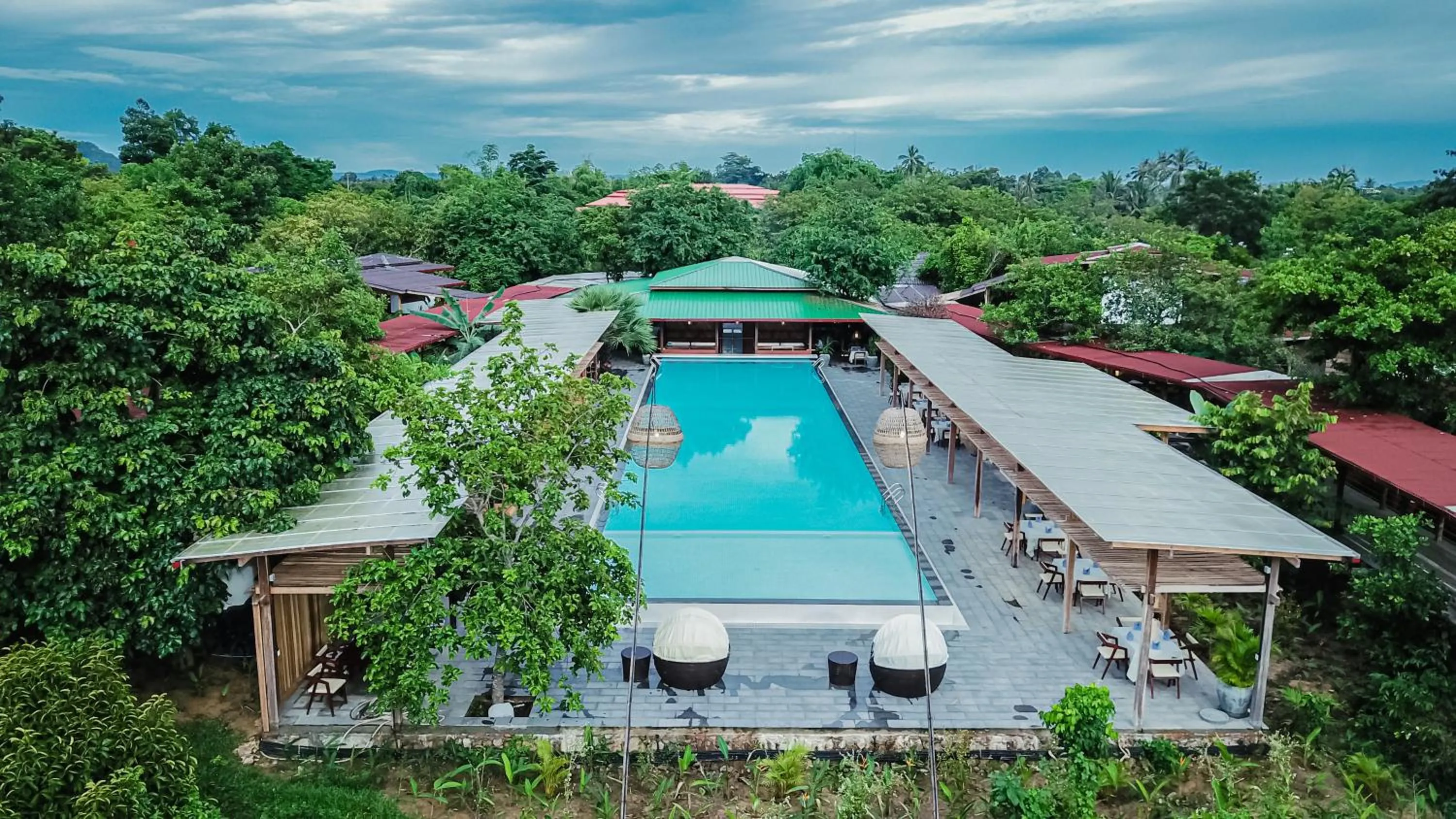 Swimming pool in Peam Snea Resort