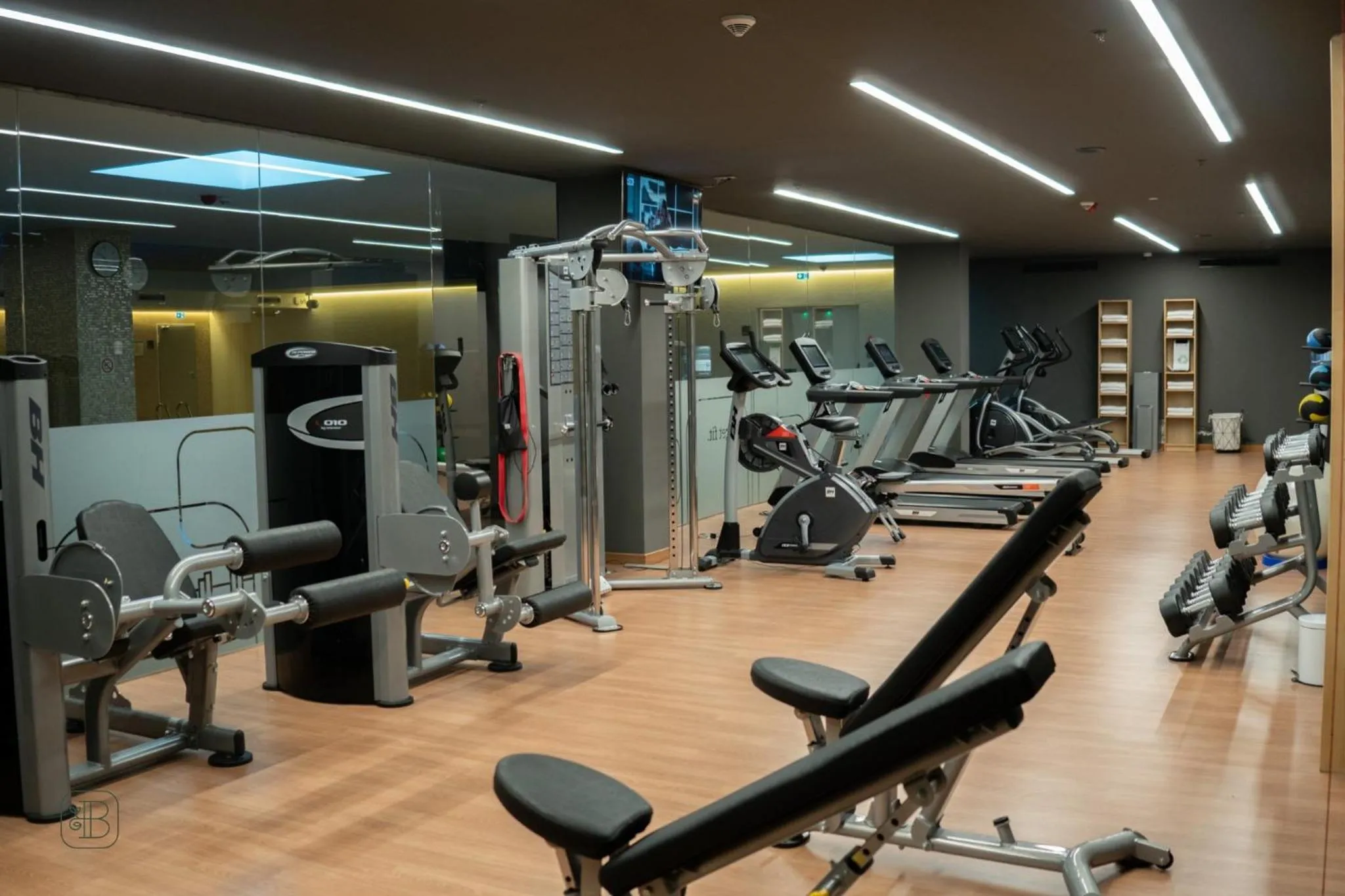Fitness centre/facilities in Boeira Garden Hotel Porto Gaia, Curio Collection by Hilton