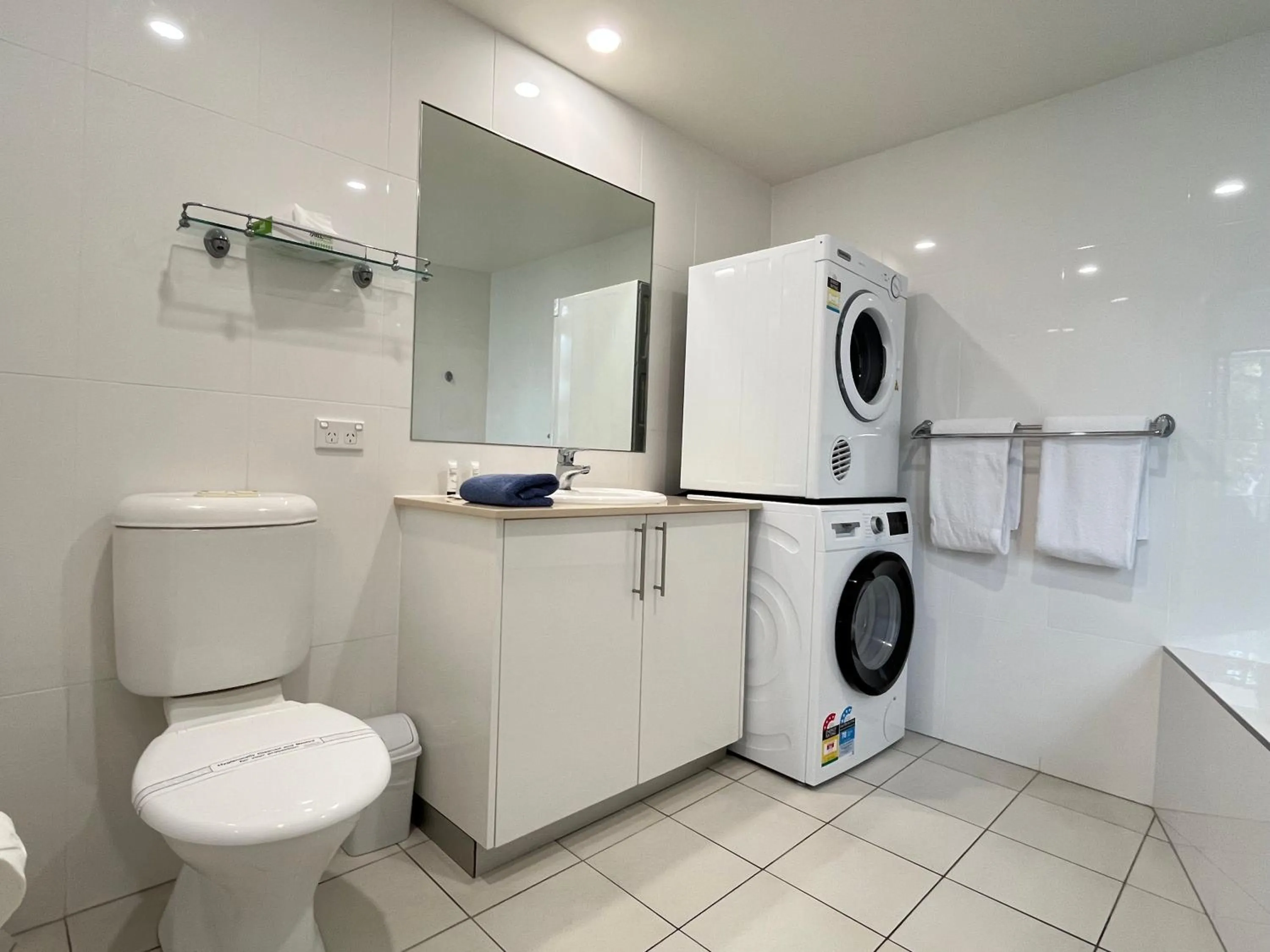 Bathroom in Agnes Water Beach Club