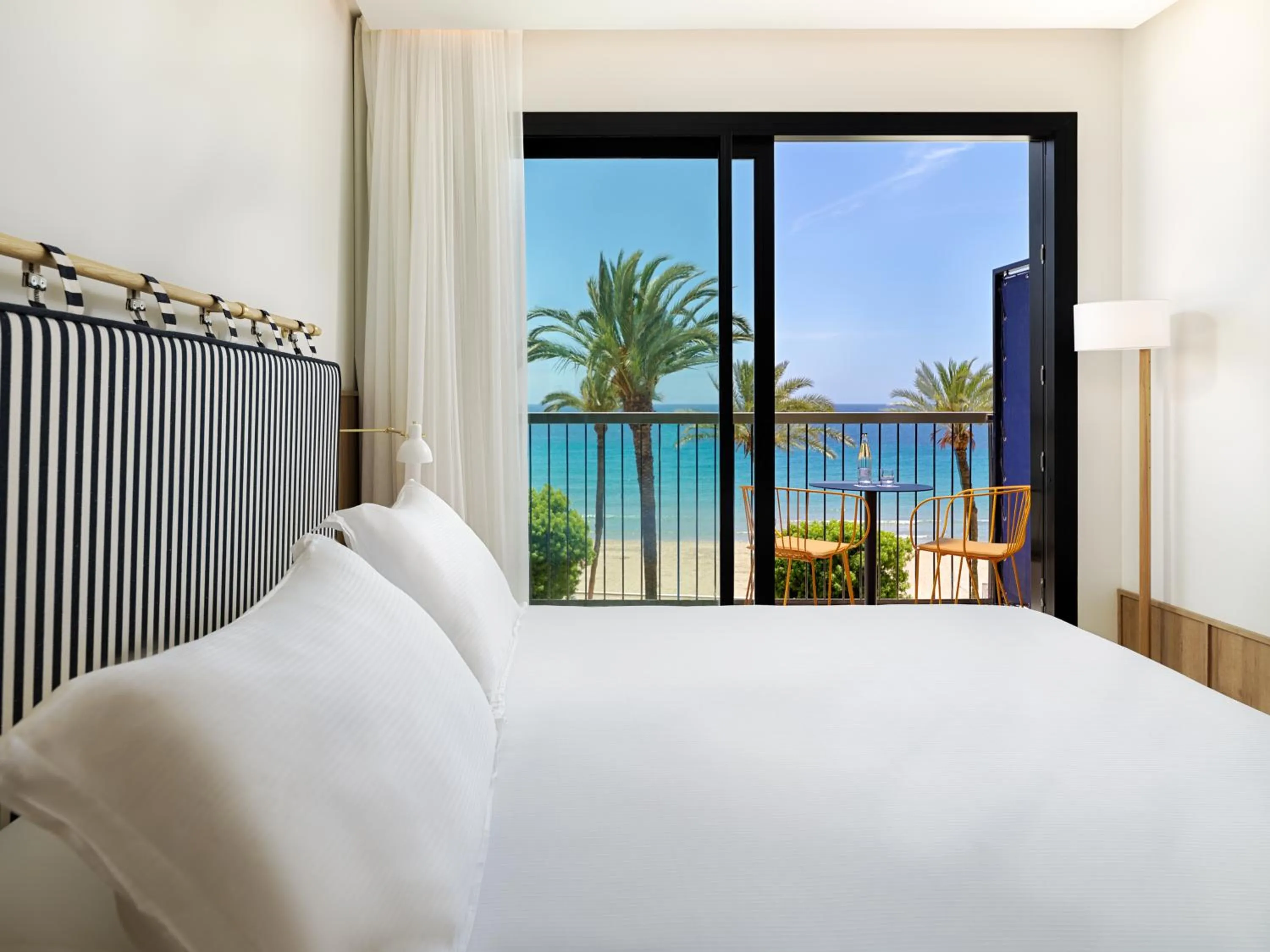 Sea view, Bed in H10 Porto Poniente 4* Sup