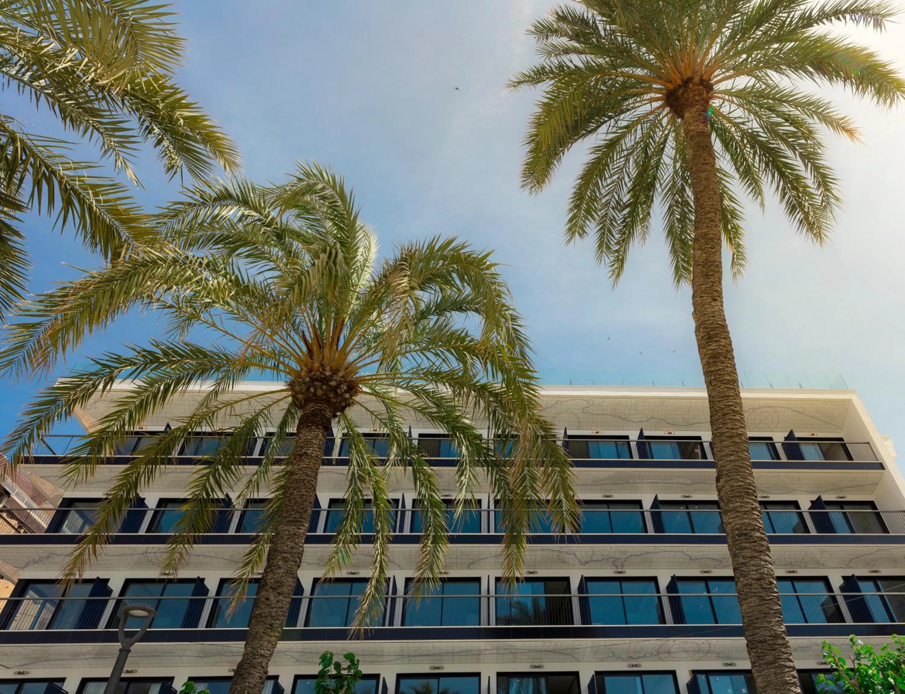 Facade/entrance in H10 Porto Poniente 4* Sup