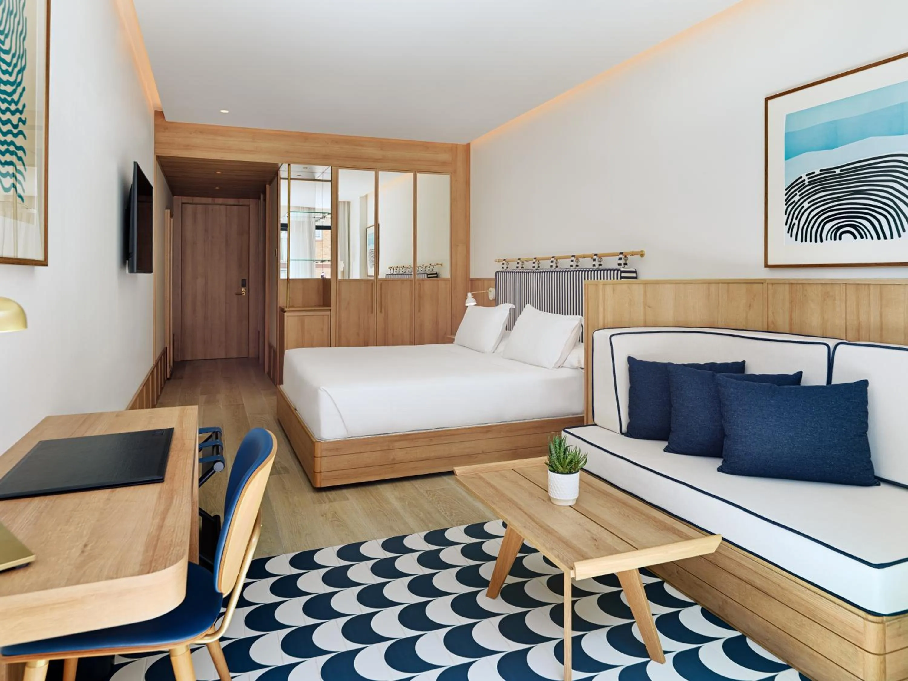 Photo of the whole room, Bed in H10 Porto Poniente 4* Sup